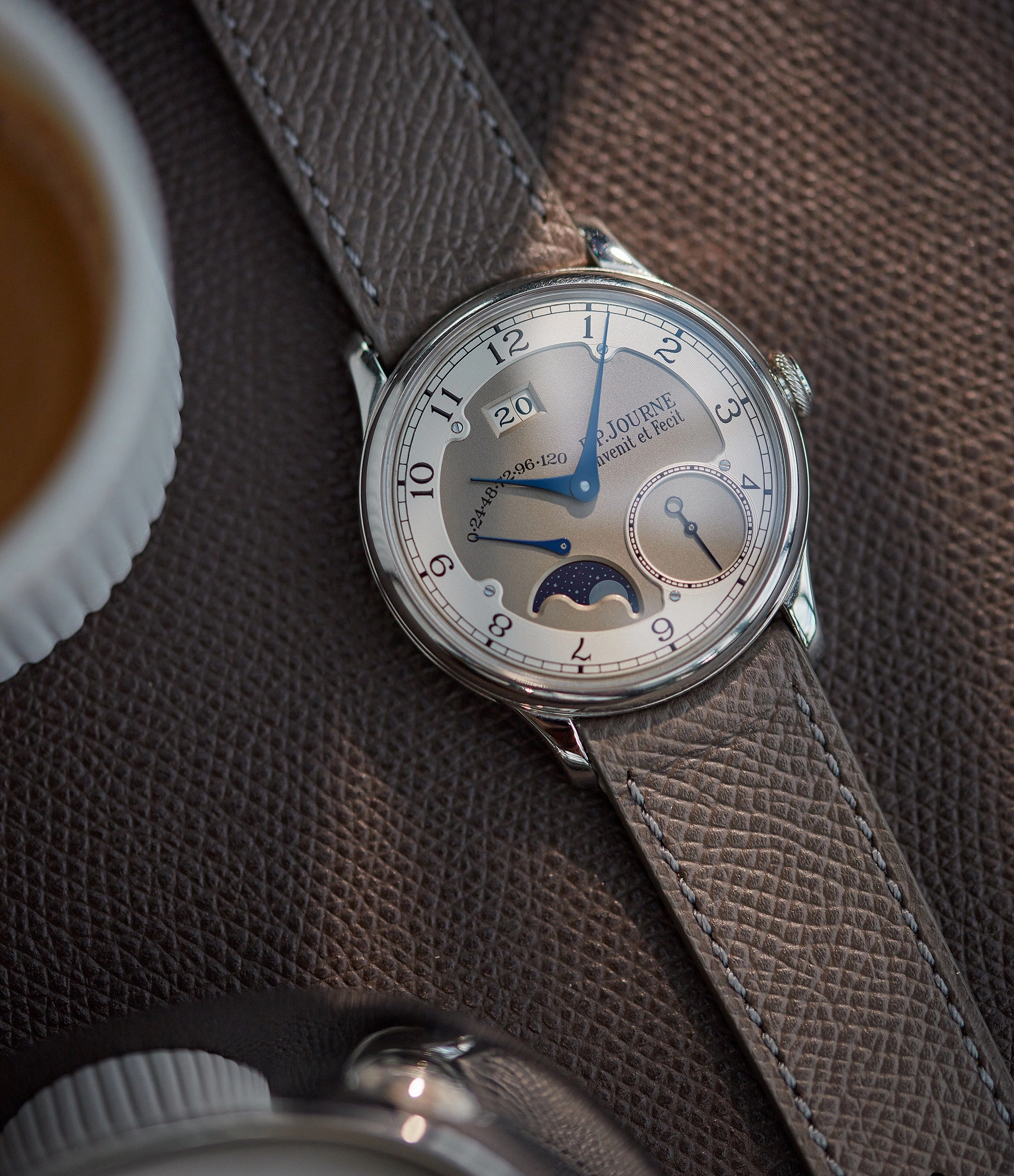 Octa Divine | 38mm | Platinum