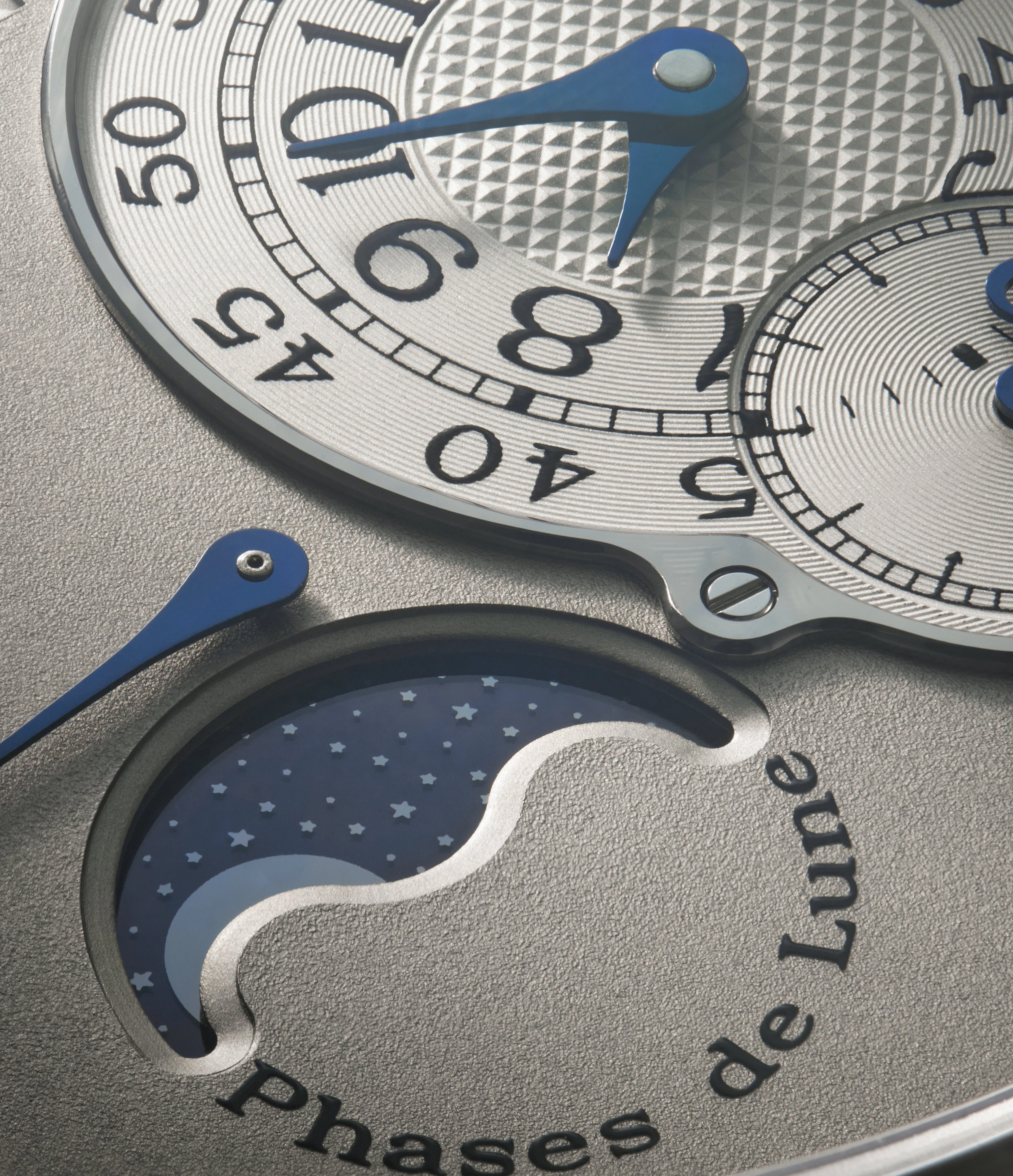 Octa Lune | 38mm | Brass Movement | Platinum