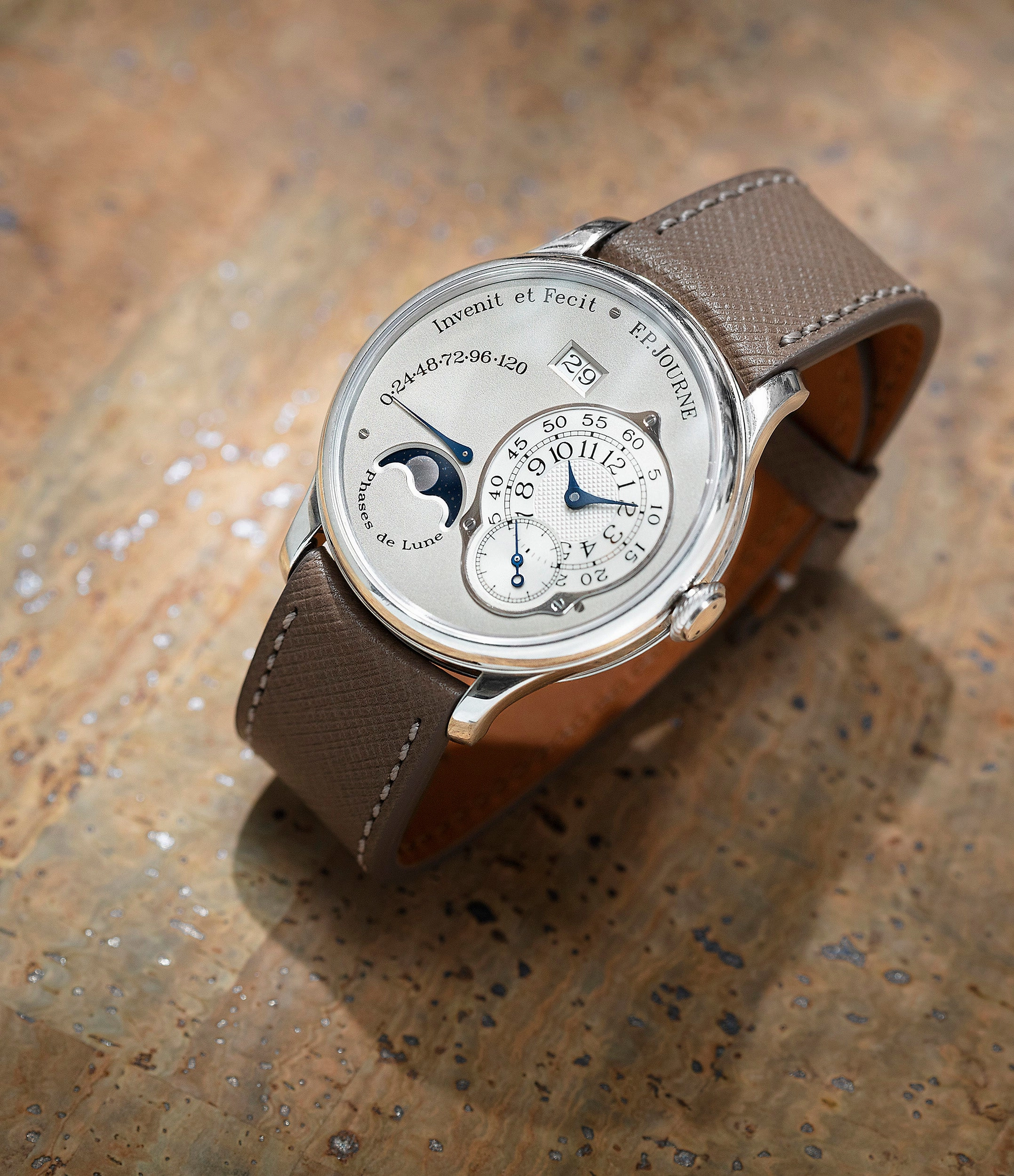 Octa Lune | 38mm | Platinum