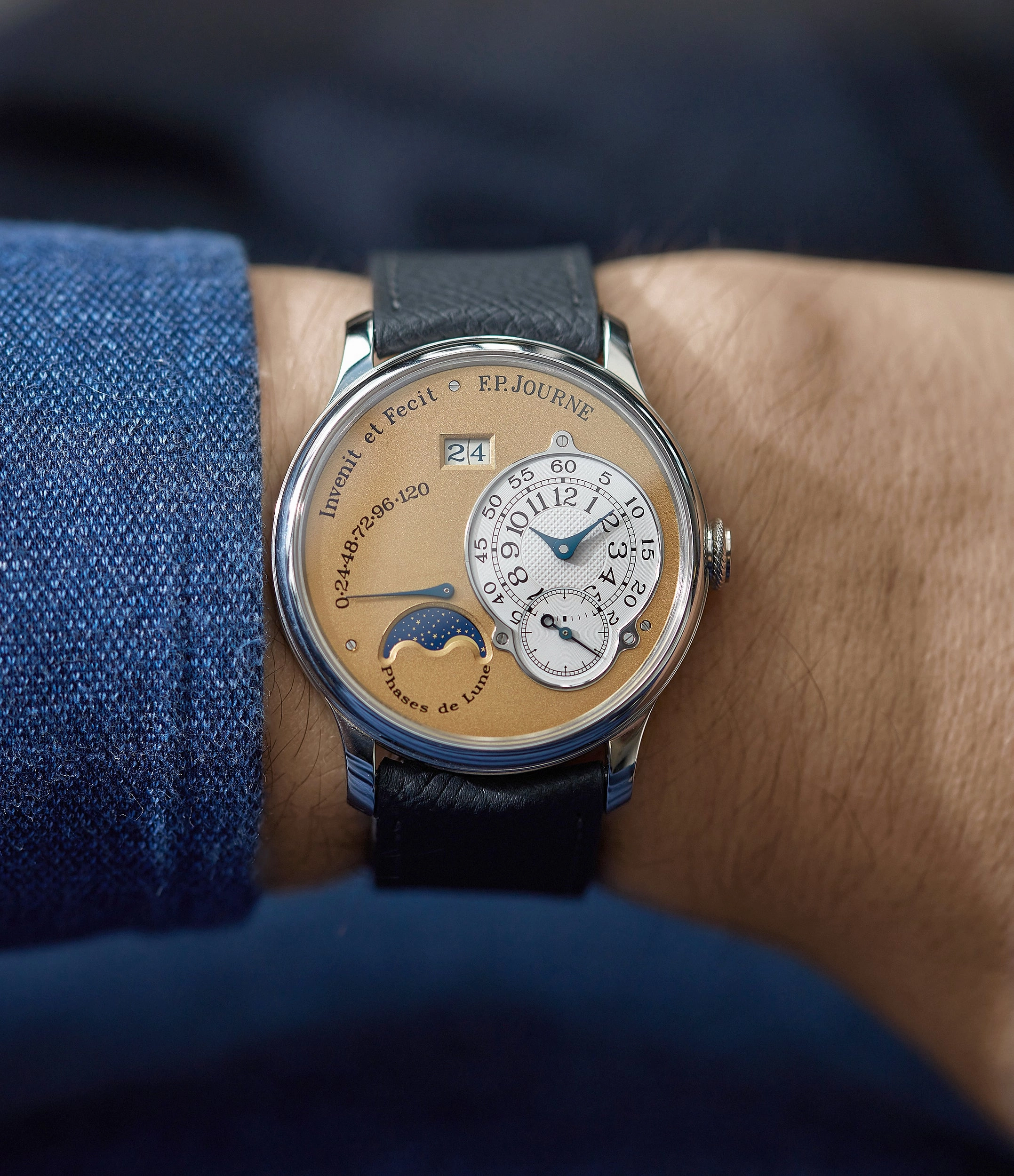 Octa Lune | 38mm | Platinum
