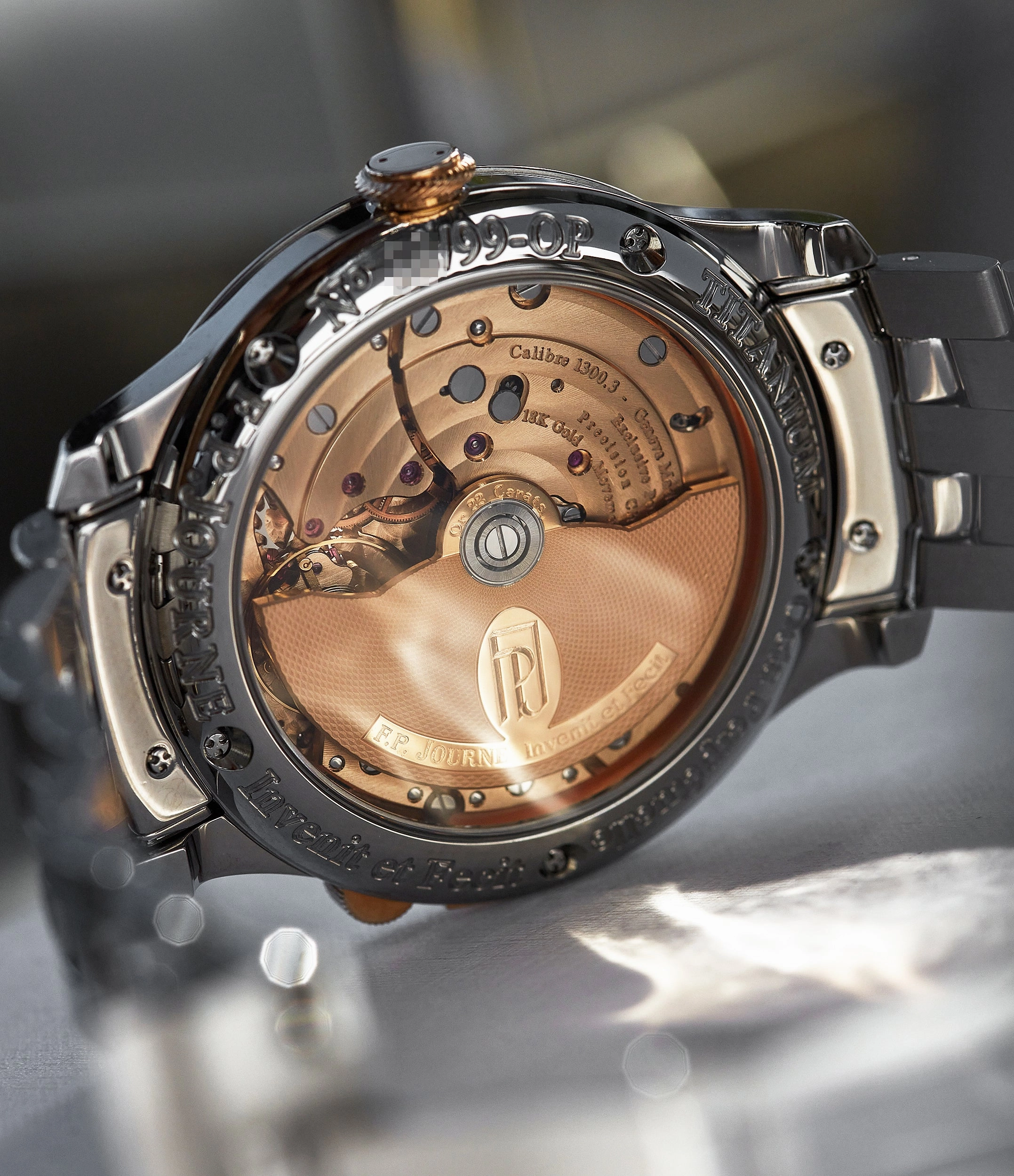 Octa Perptuelle Anniversaire | Tokyo | 40mm | Titanium