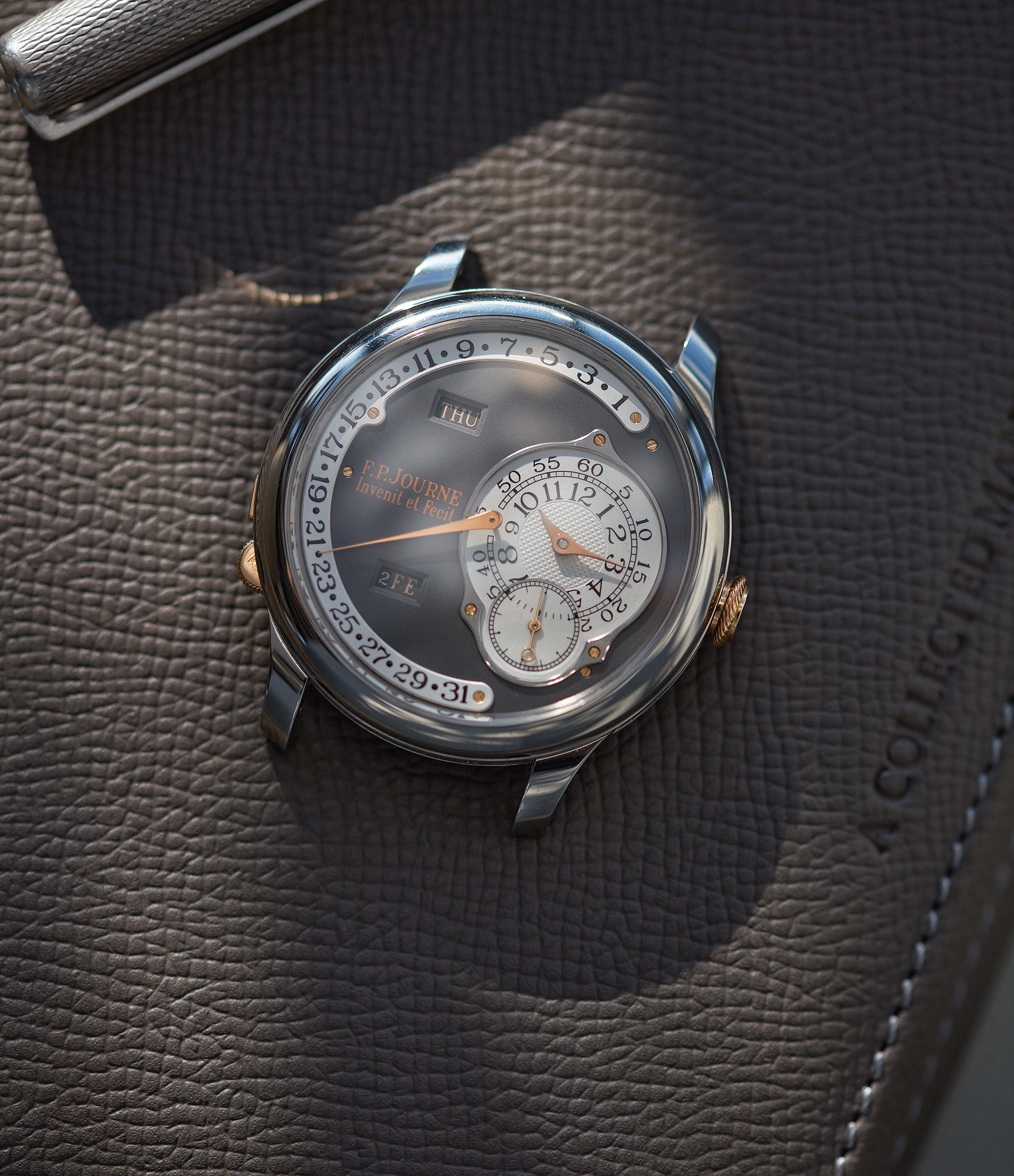 Octa Perptuelle Anniversaire | Tokyo | 40mm | Titanium