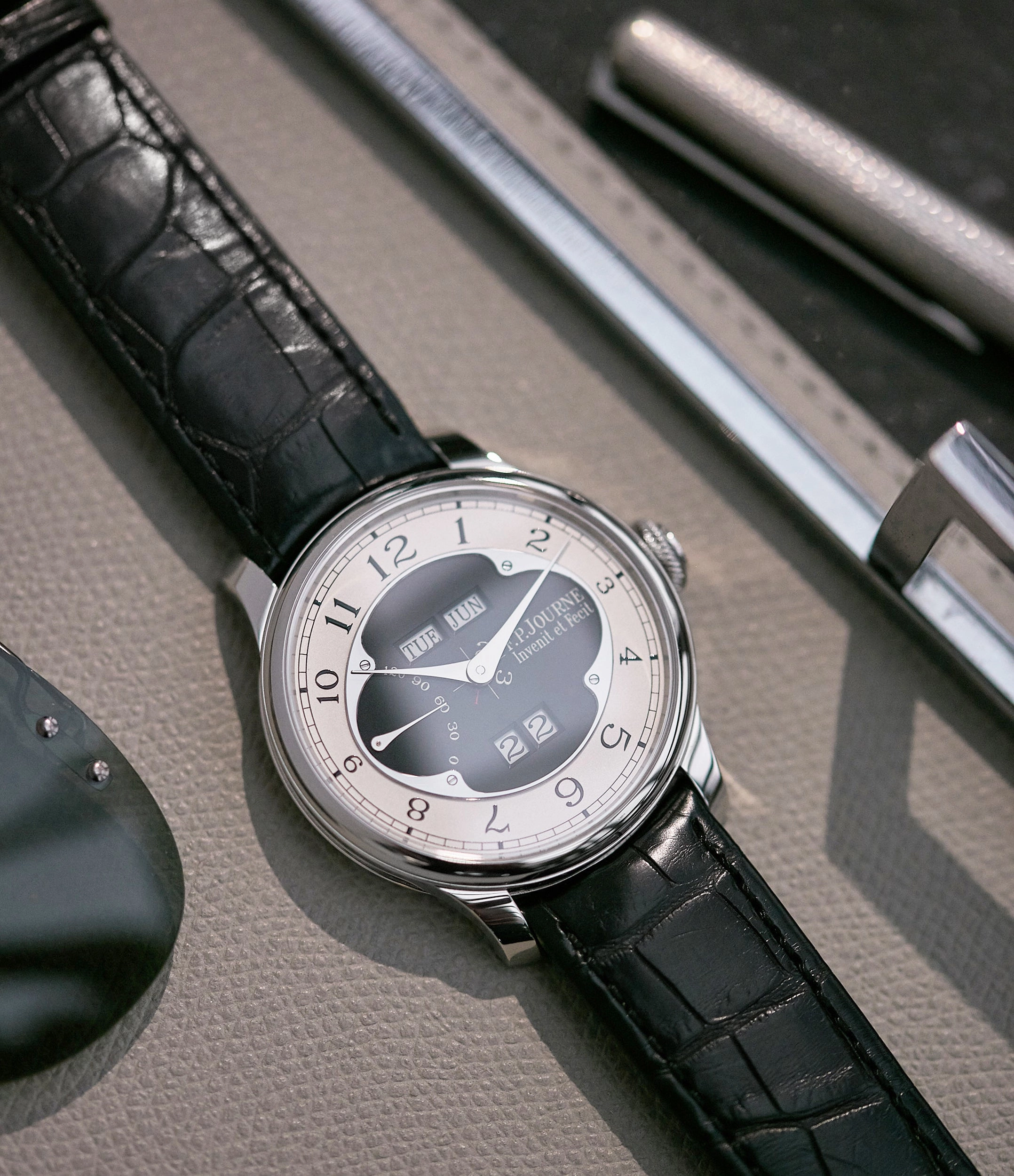 Octa Quantieme Perpetual | Platinum