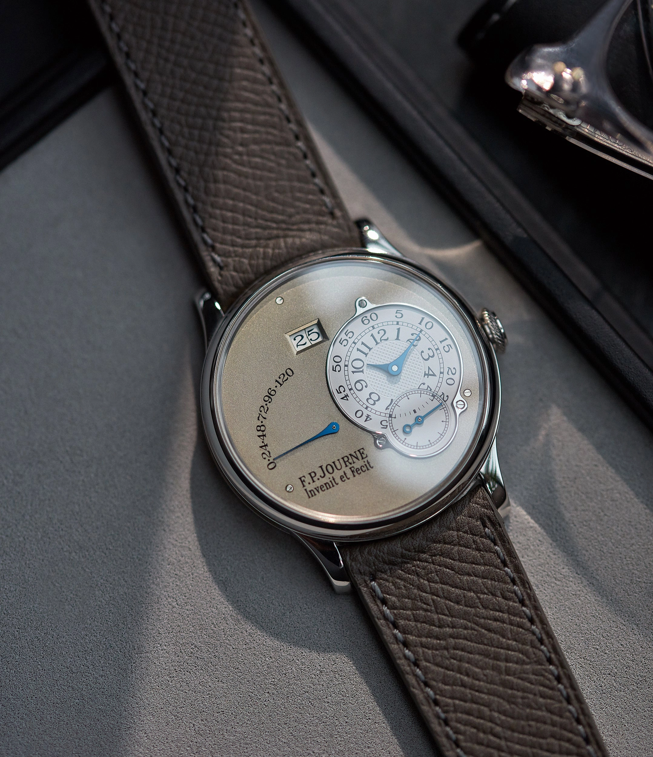 Octa Rserve Marche | 38mm | Platinum