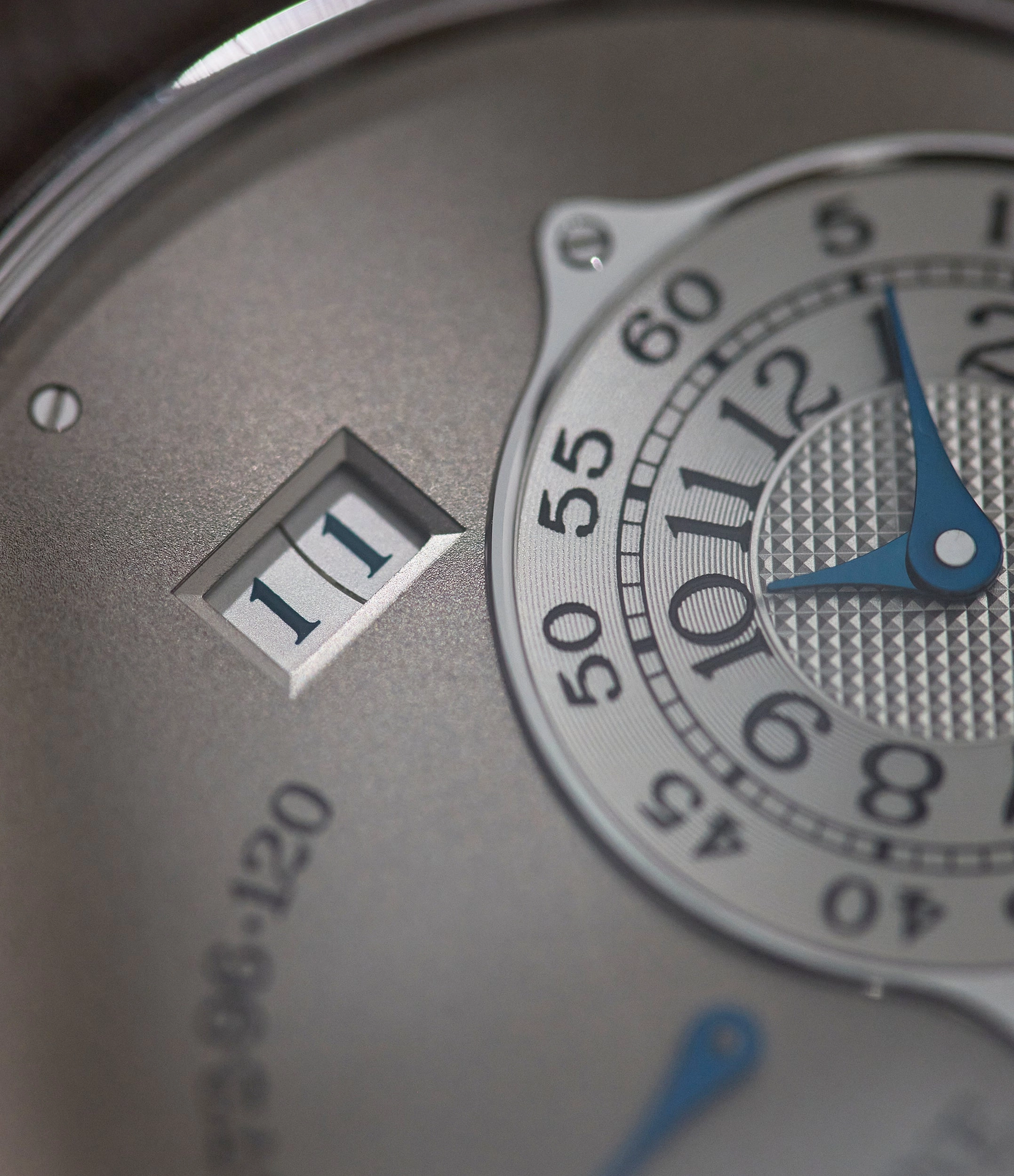 Octa Rserve Marche | 38mm | Platinum