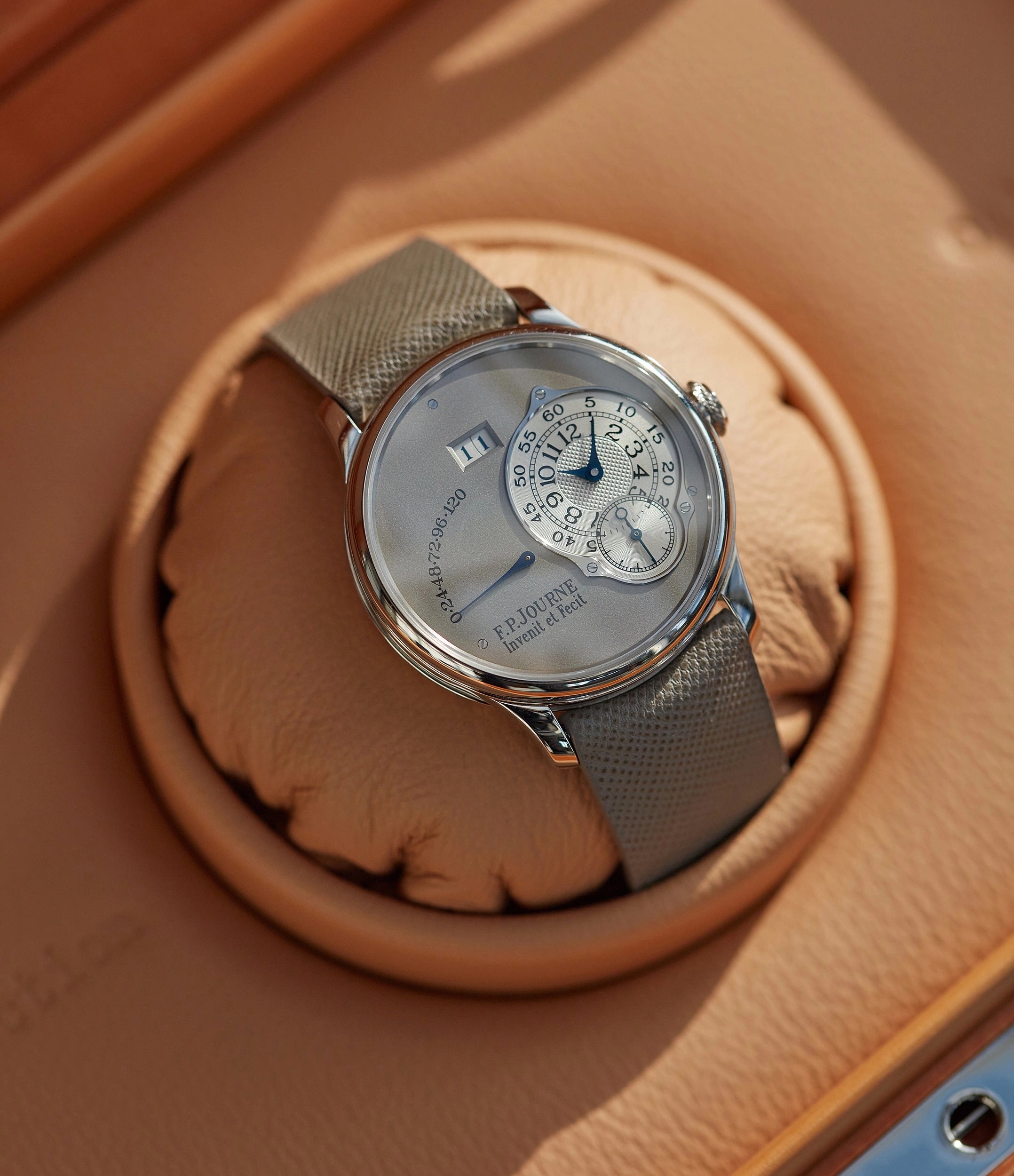 Octa Rserve Marche | 38mm | Platinum