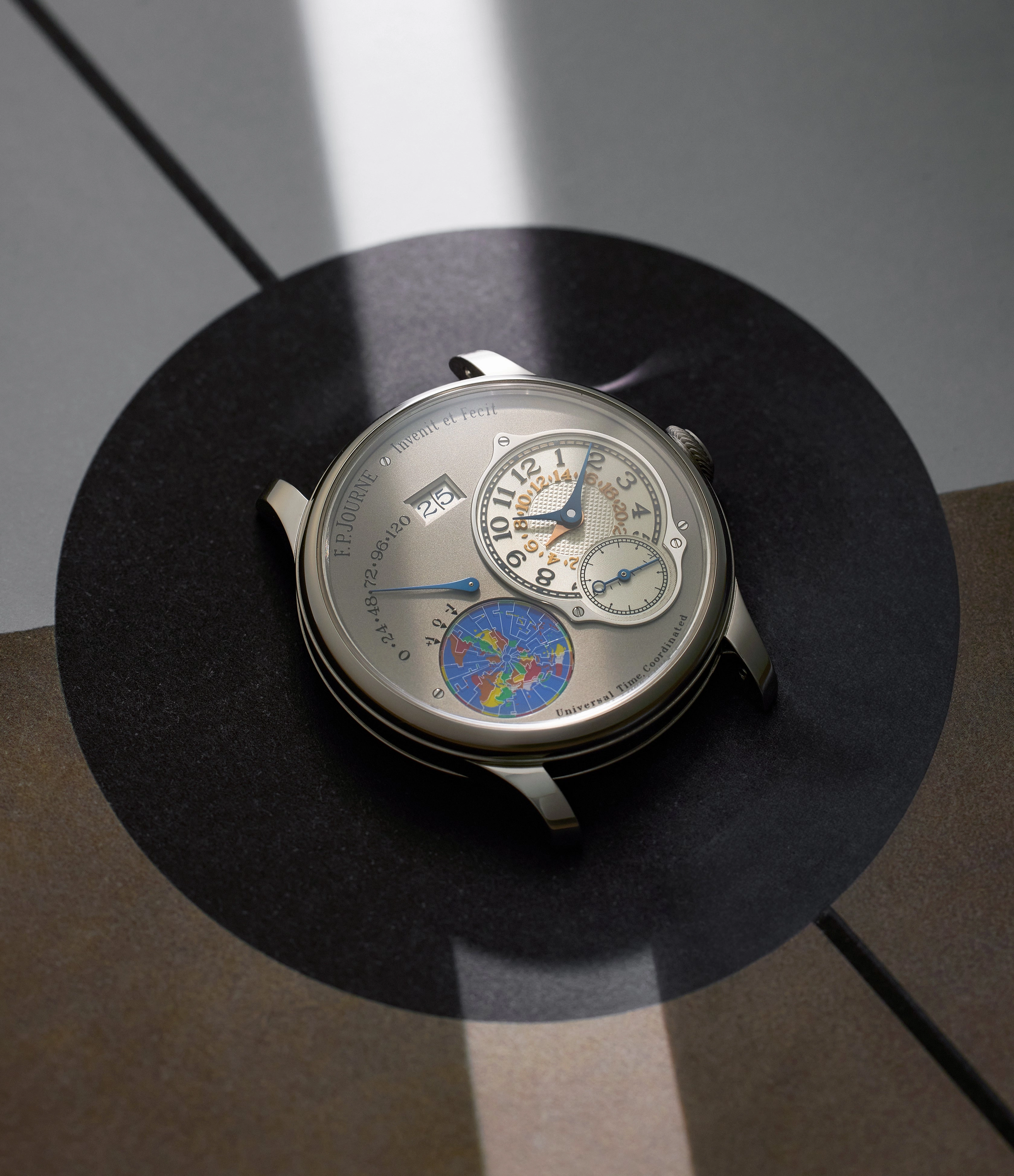 Octa UTC | 38mm | Platinum