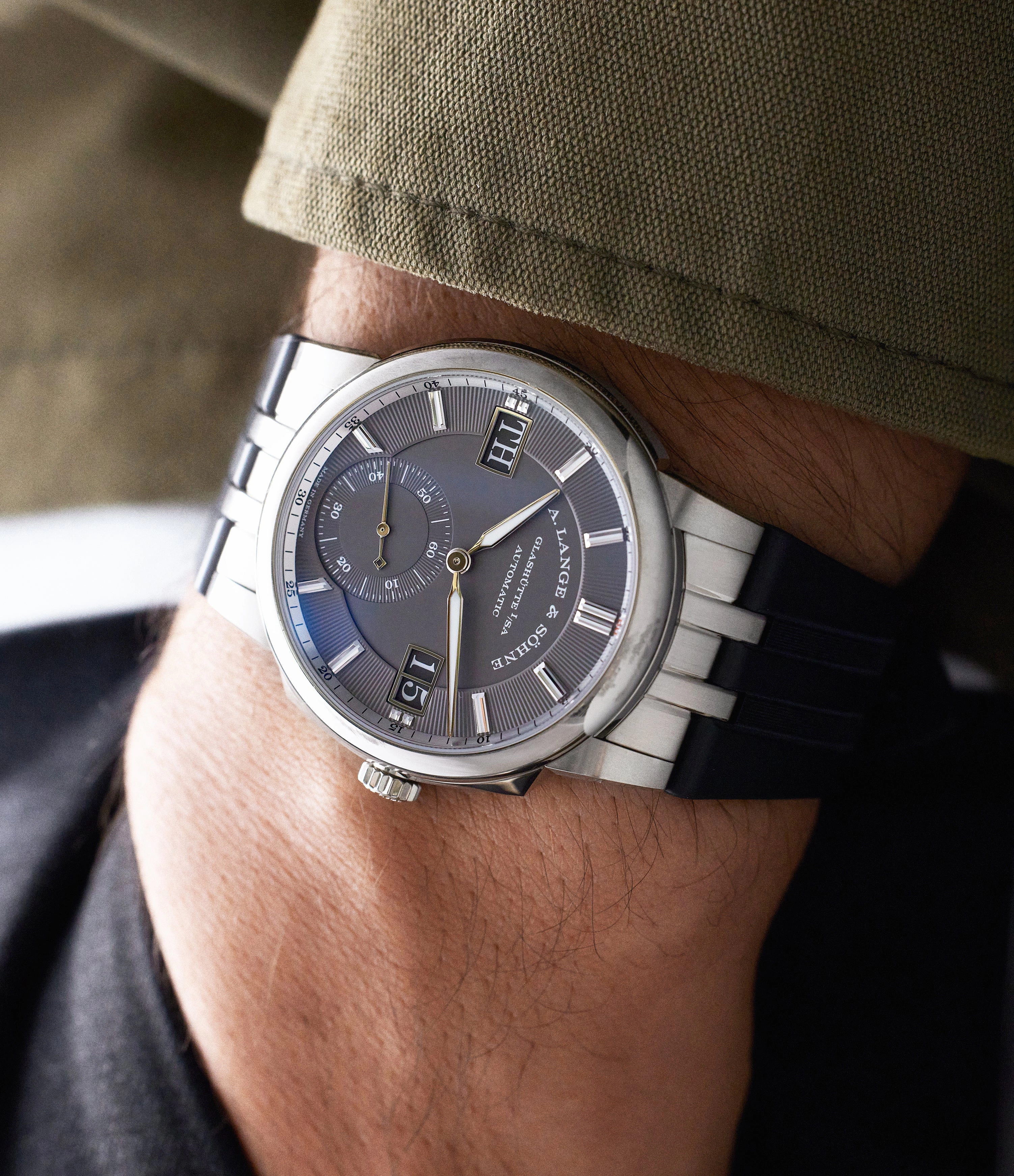 Odysseus | 363.068 | White Gold