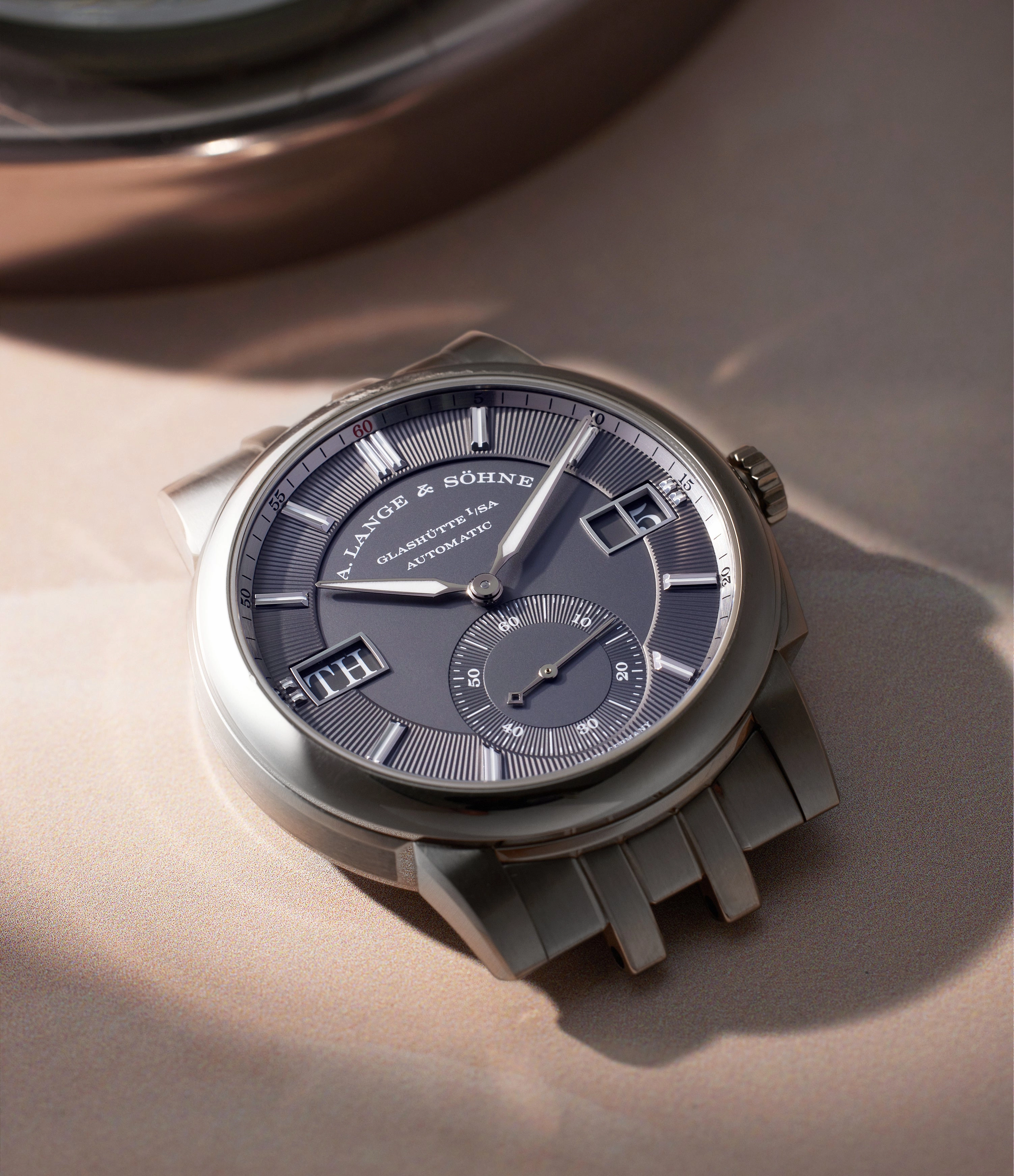 Odysseus | 363.068 | White Gold
