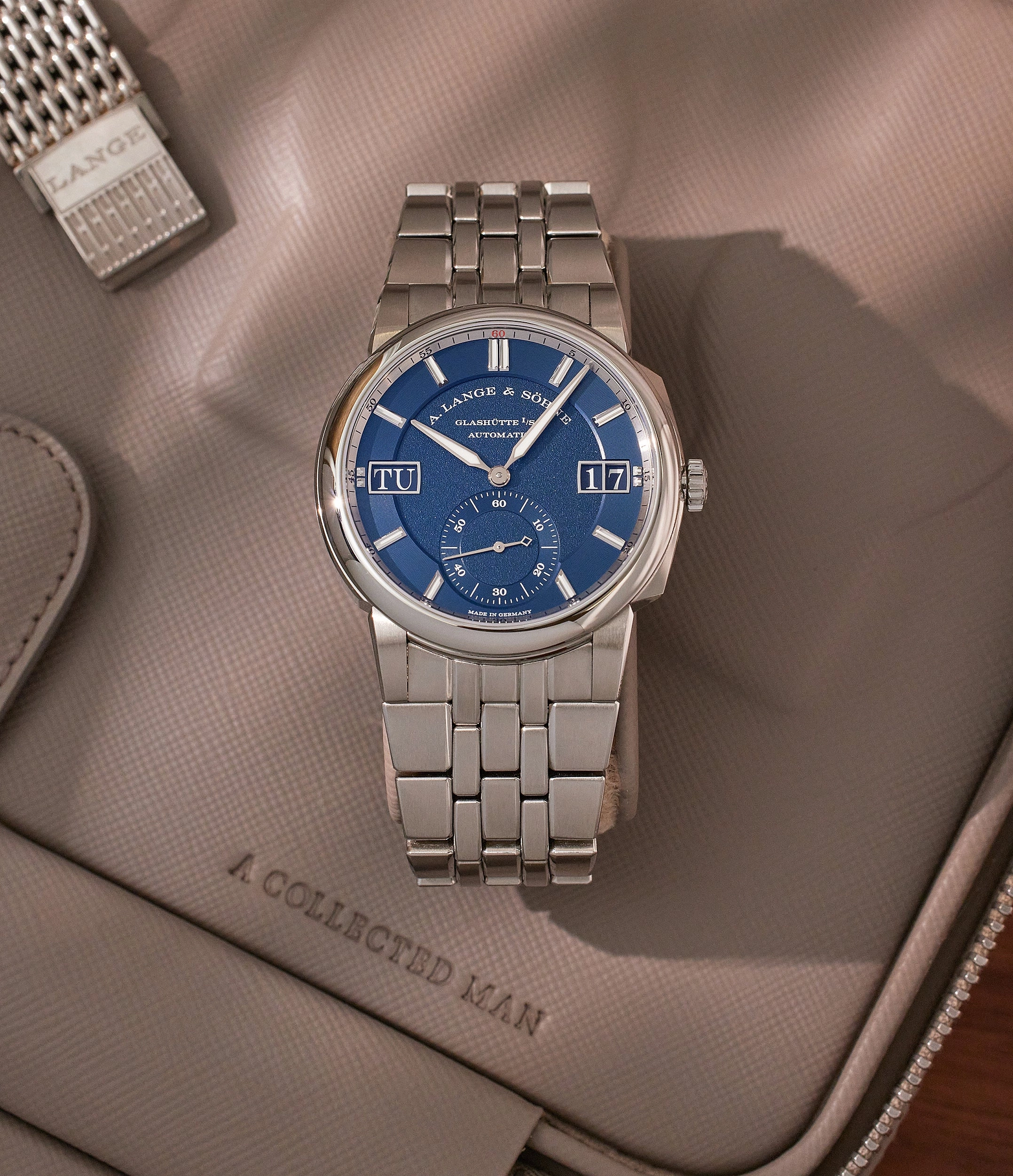Odysseus | First Generation | Steel