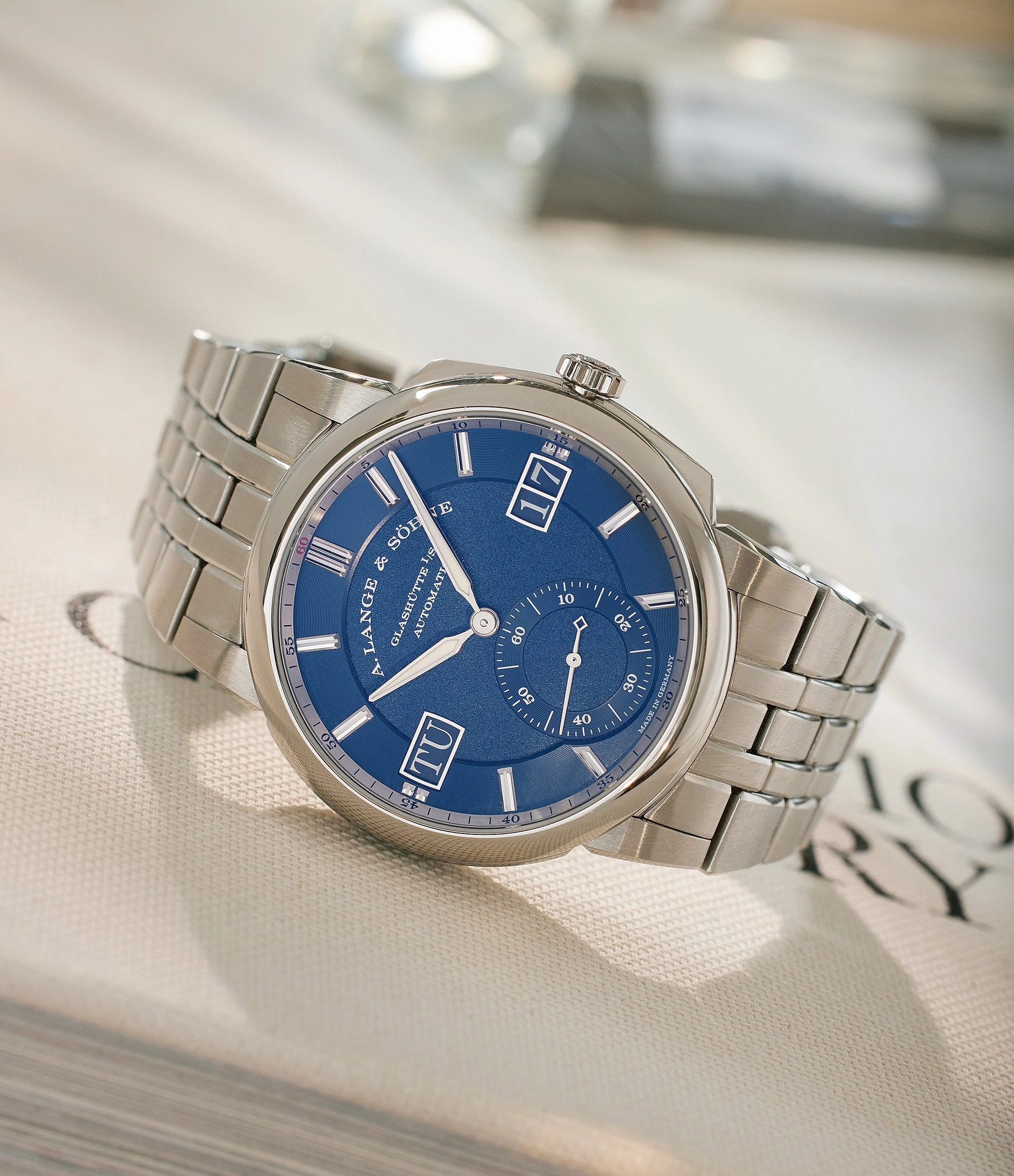 Odysseus | First Generation | Steel