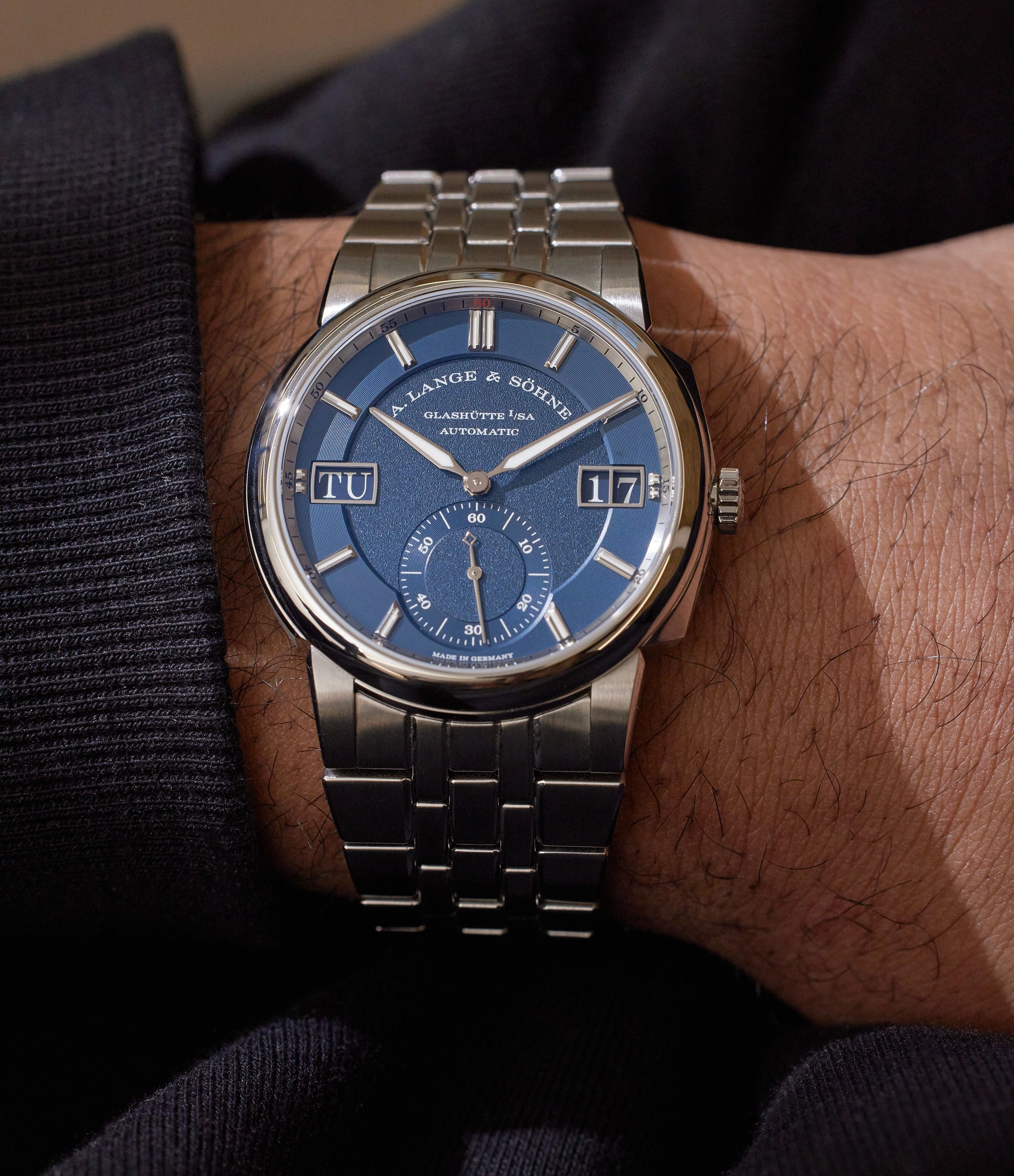 Odysseus | First Generation | Steel