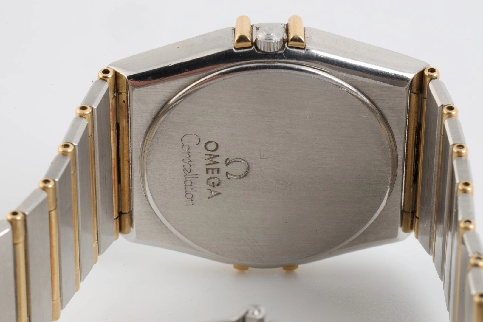 Omega Constellation 395.1080 Stainless Steel & 18K Yellow Gold 32mm Watch 1991