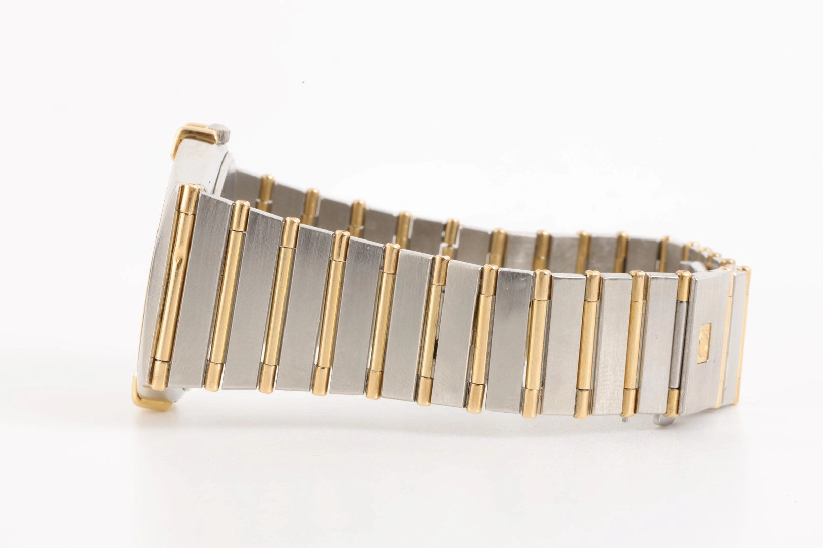 Omega Constellation 395.1080 Stainless Steel & 18K Yellow Gold 32mm Watch 1991