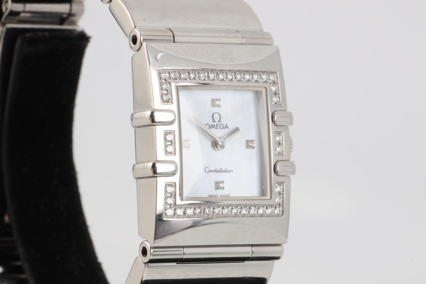 Omega Constellation Quadra 1528.76.00 Ladies Watch