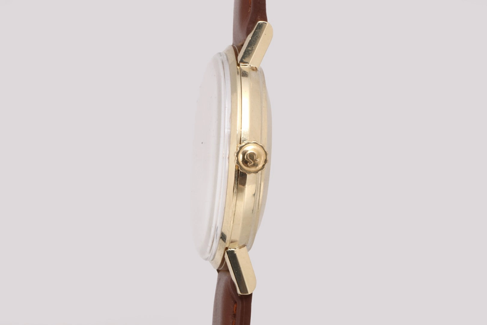 Omega Seamaster De Ville KM6610 14k Yellow Gold 34mm Watch