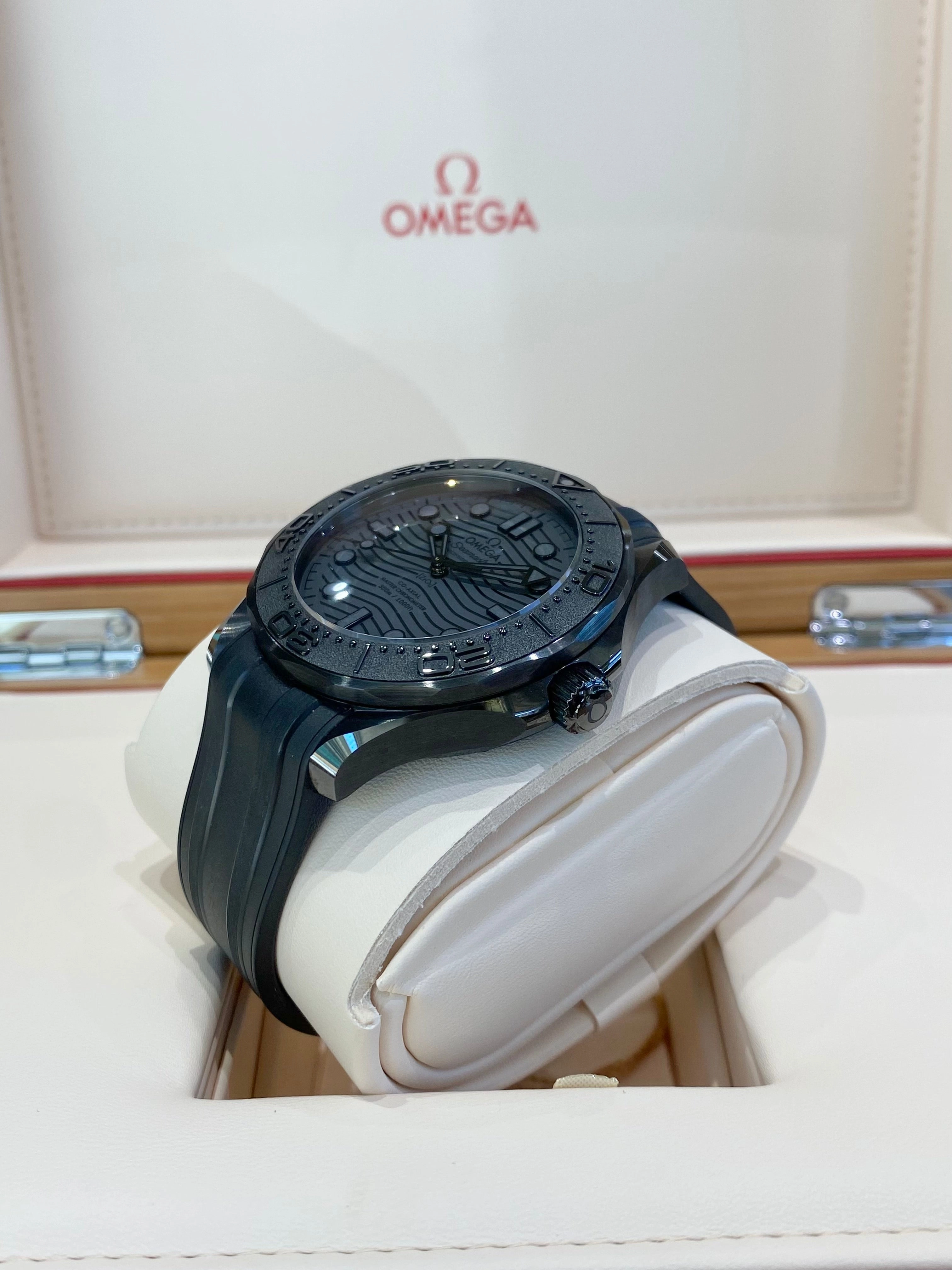 Omega Seamaster Diver 300M