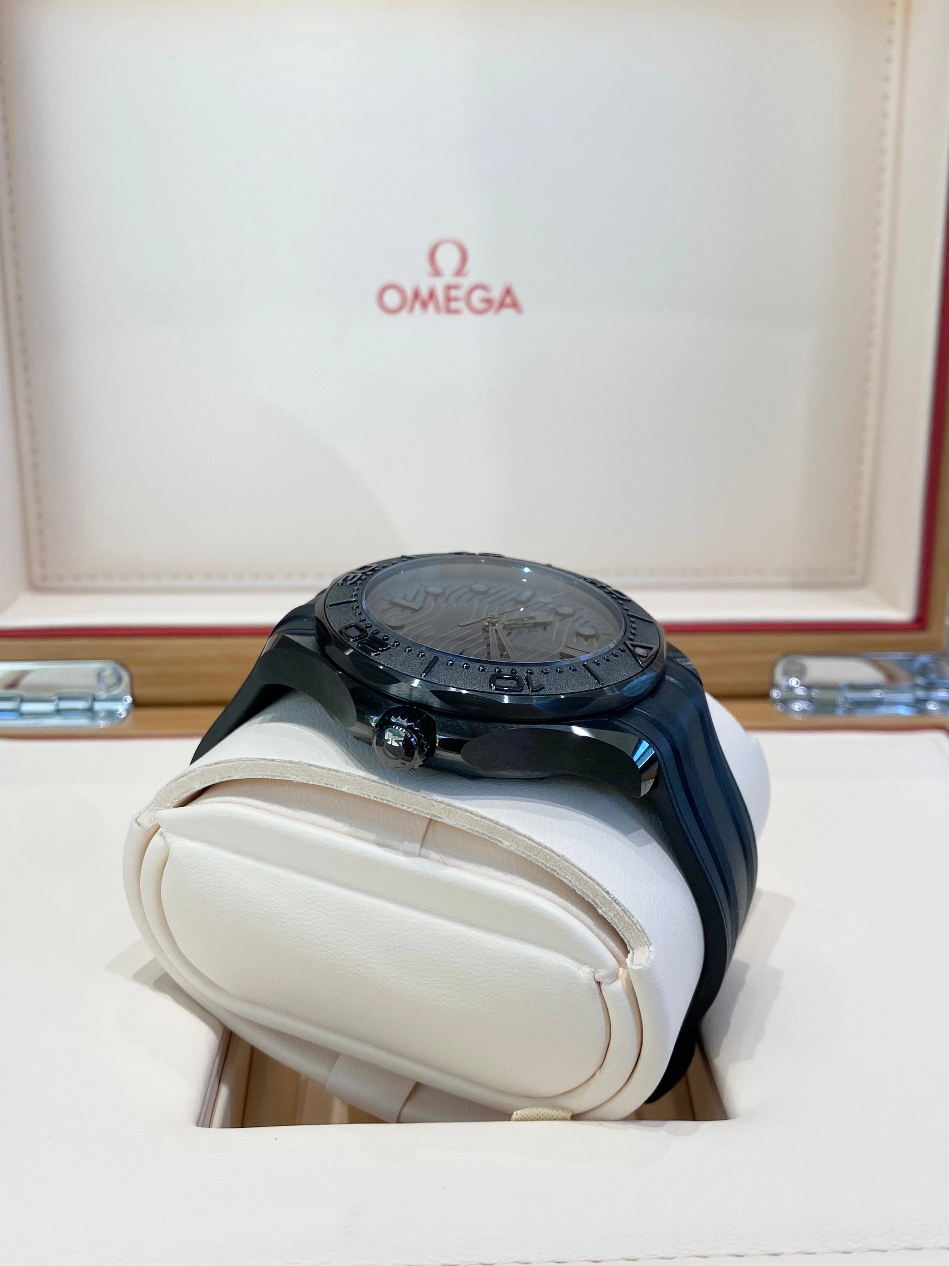 Omega Seamaster Diver 300M