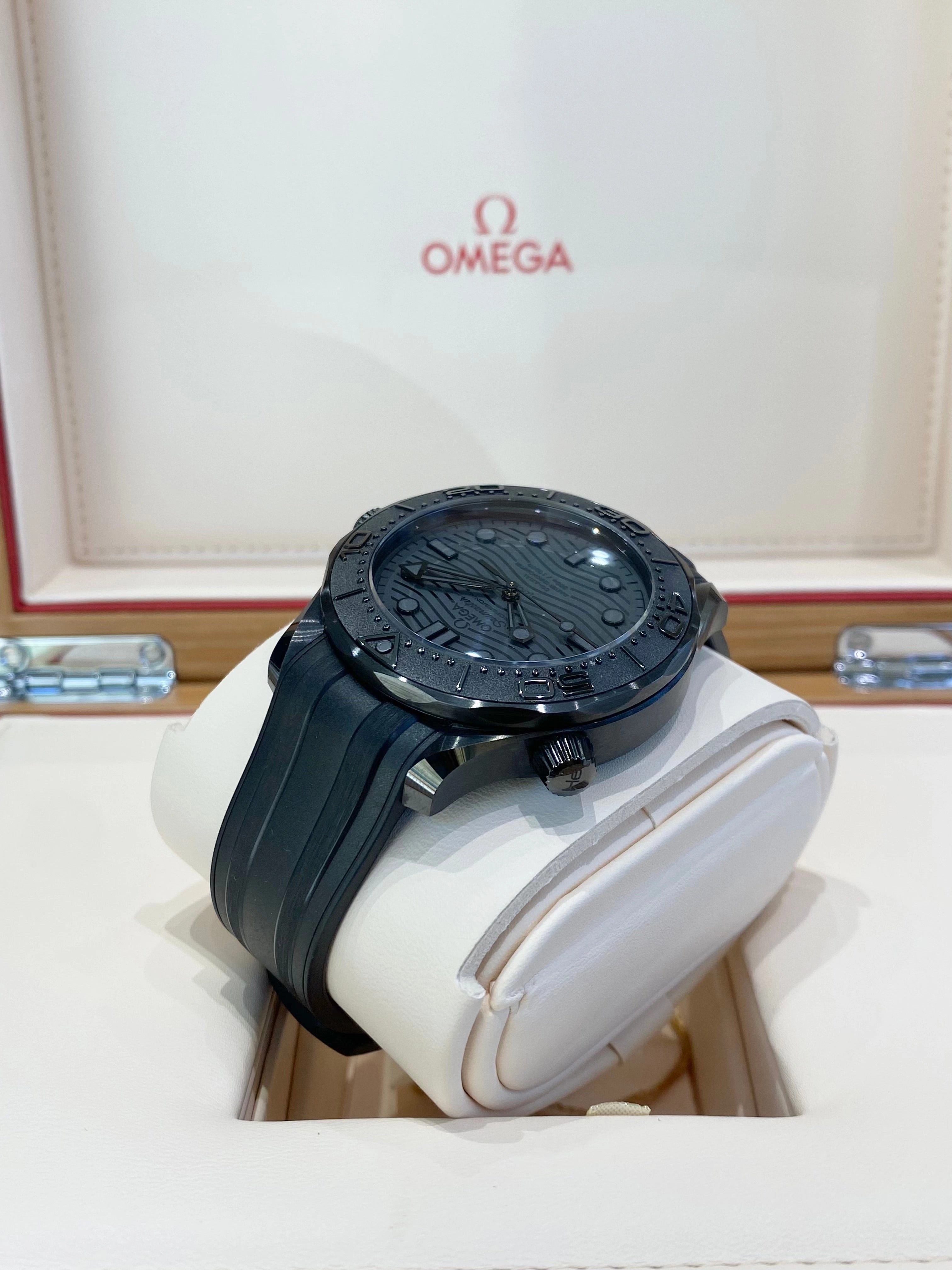 Omega Seamaster Diver 300M
