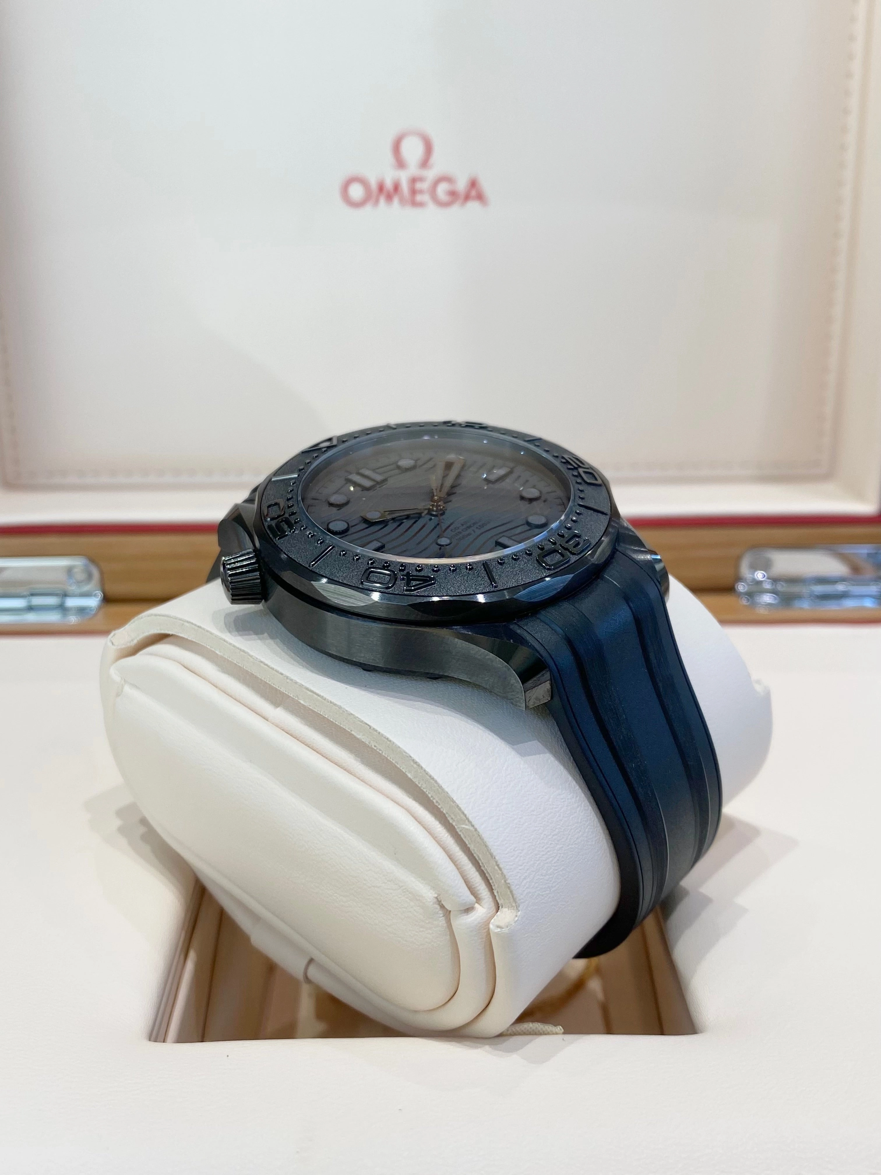 Omega Seamaster Diver 300M