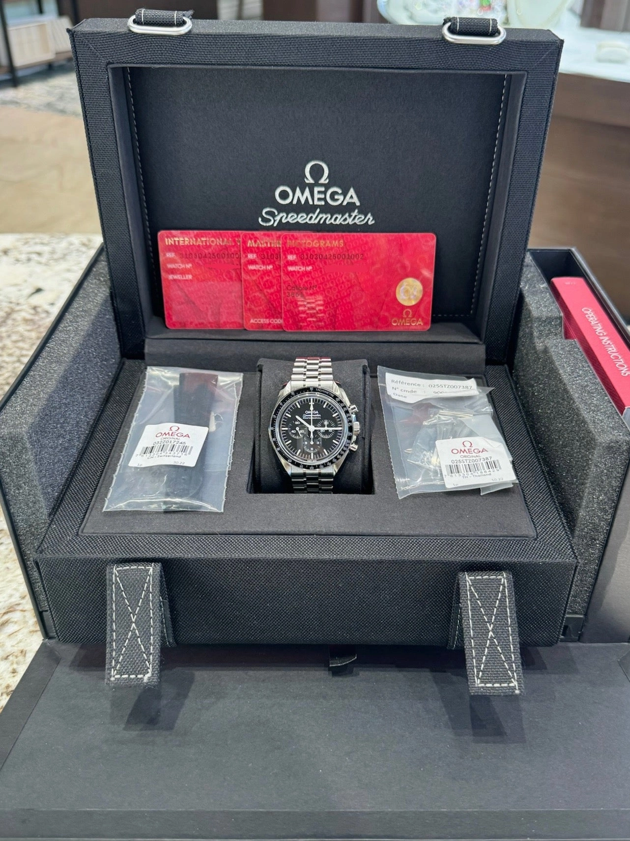 Omega Speedmaster Moonwatch