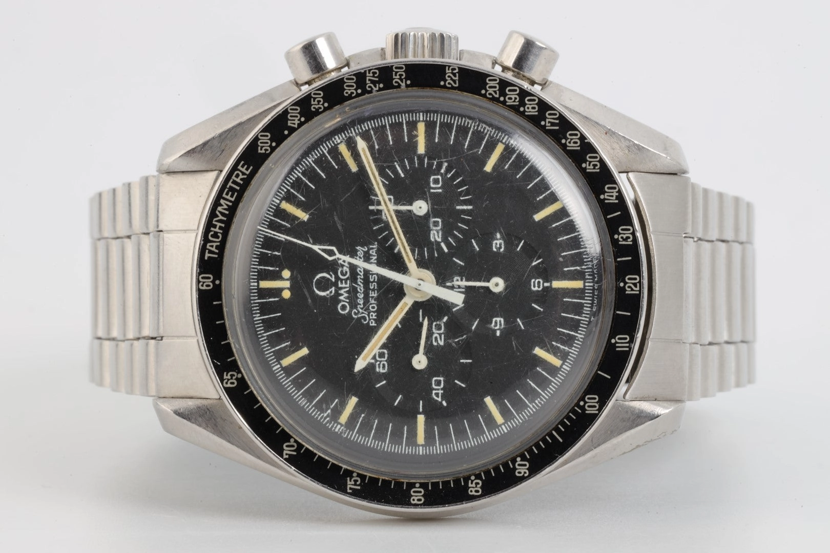 Omega Speedmaster Professional Moon Watch 146.022 Stainless Steel 42mm Watch