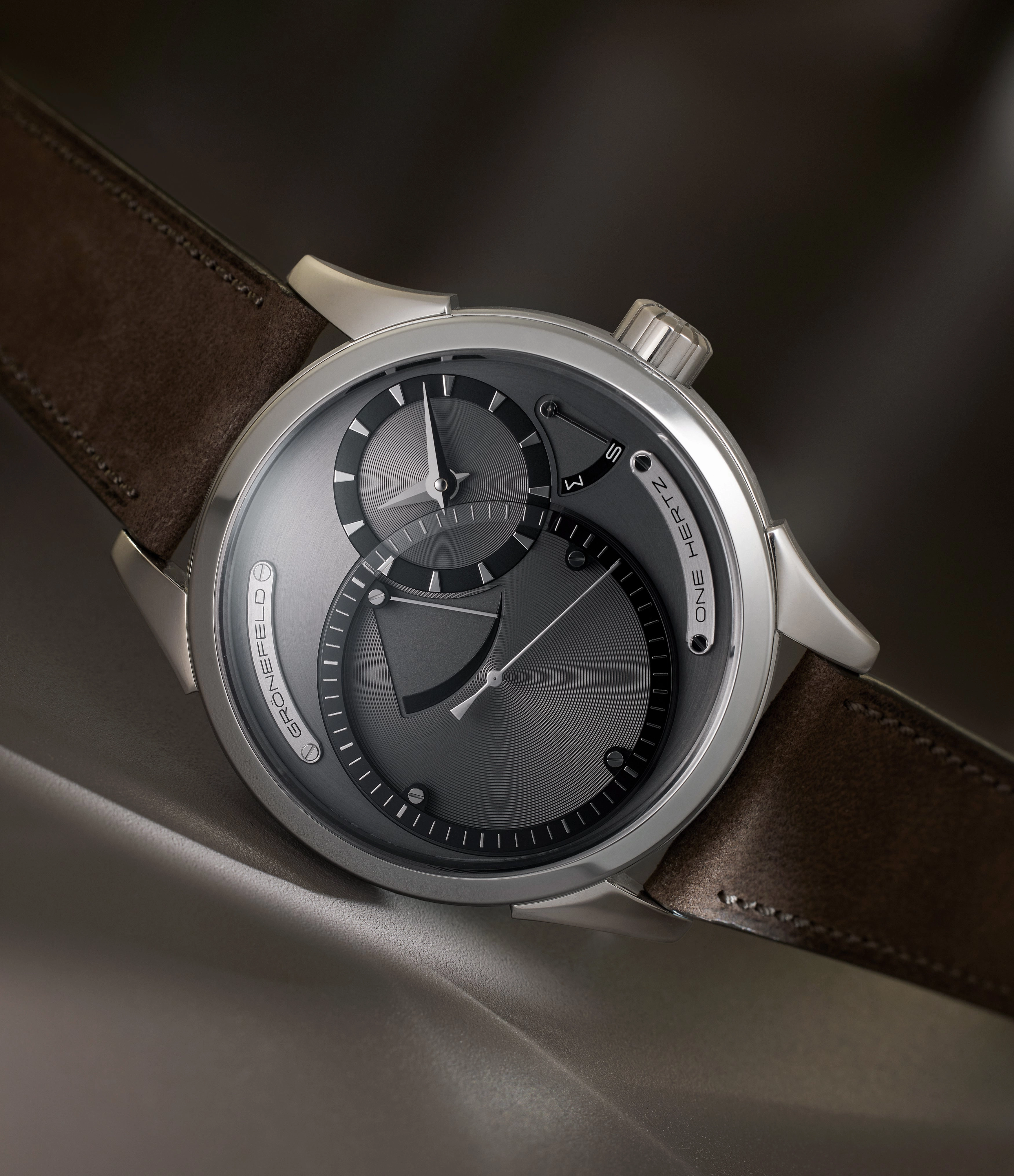 One Hertz 1912 | Stainless Steel