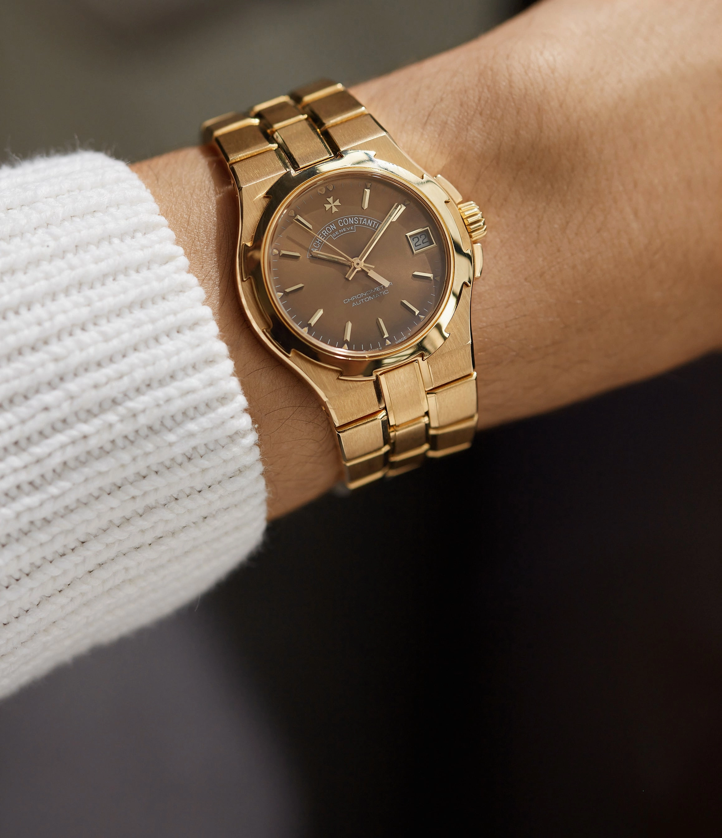 Overseas 42050 | Gold
