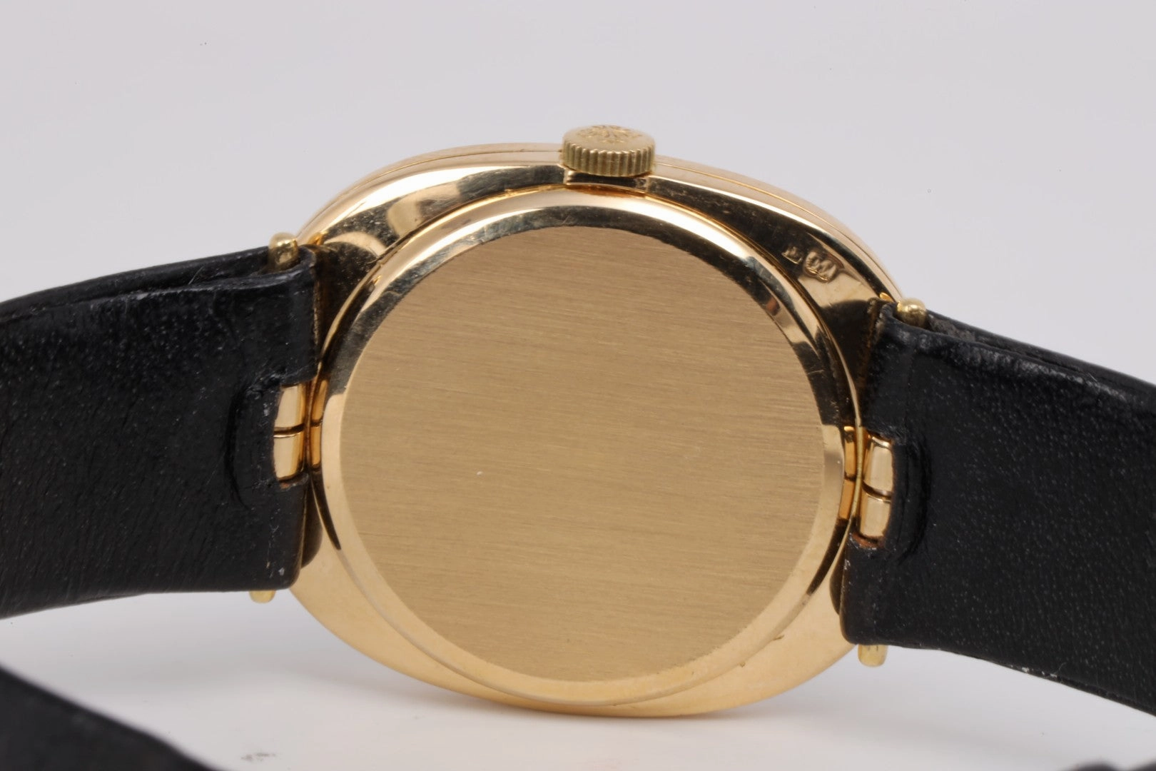 Patek Philippe Ellipse 3748 18k Yellow Gold 26mm Watch