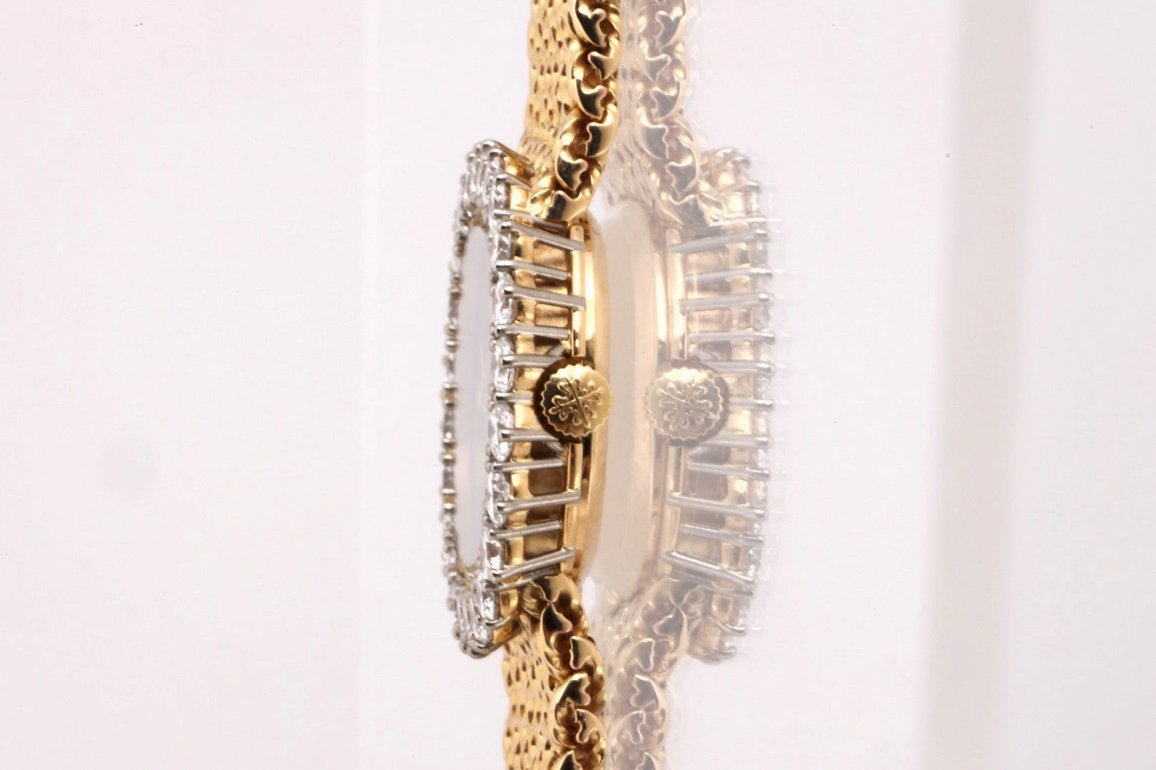 Patek Philippe Ellipse 4149/2 18k Yellow Gold 27mm Watch (72.48g.)