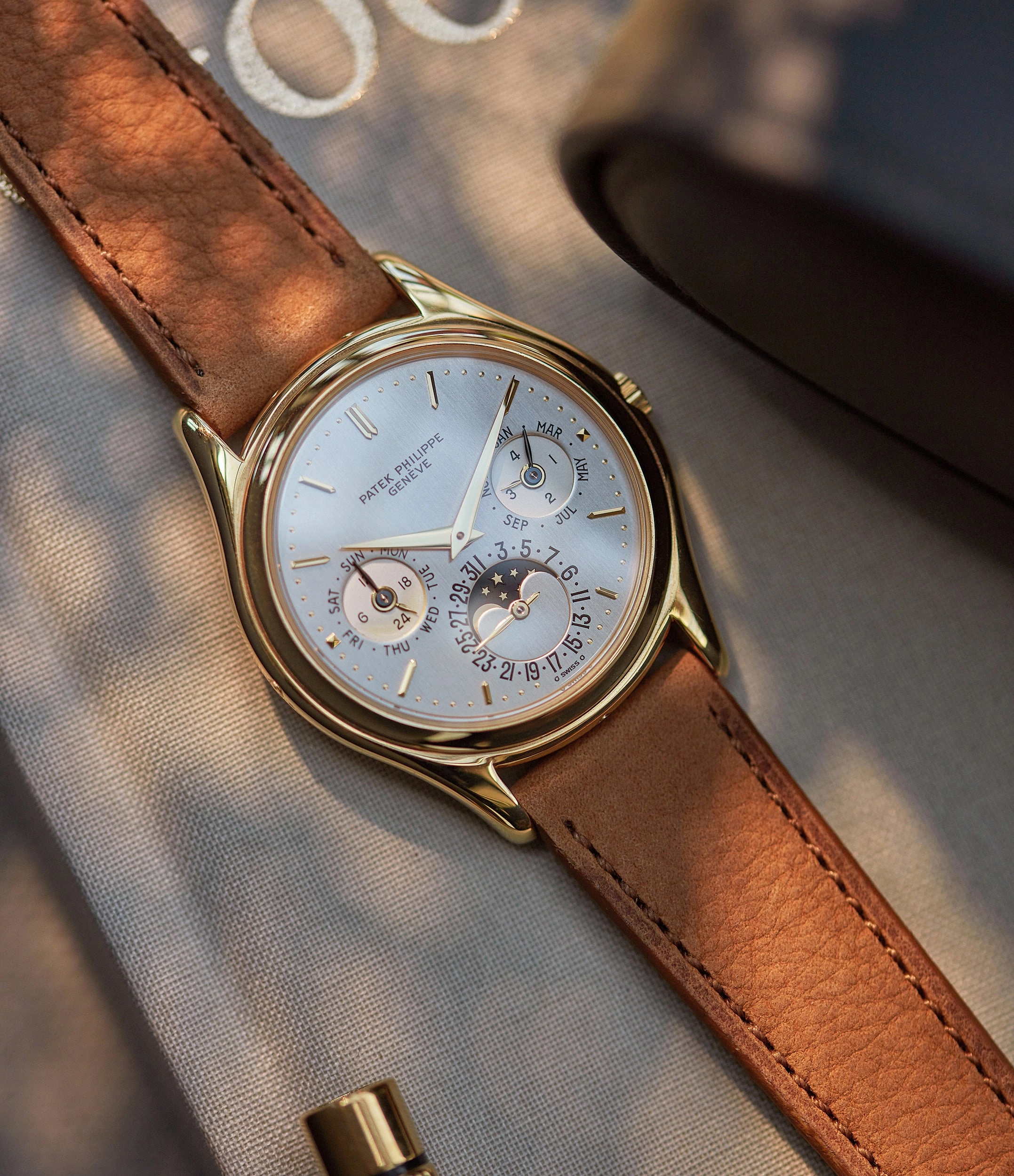Perpetual Calendar 3940 | First Series | Yellow Gold