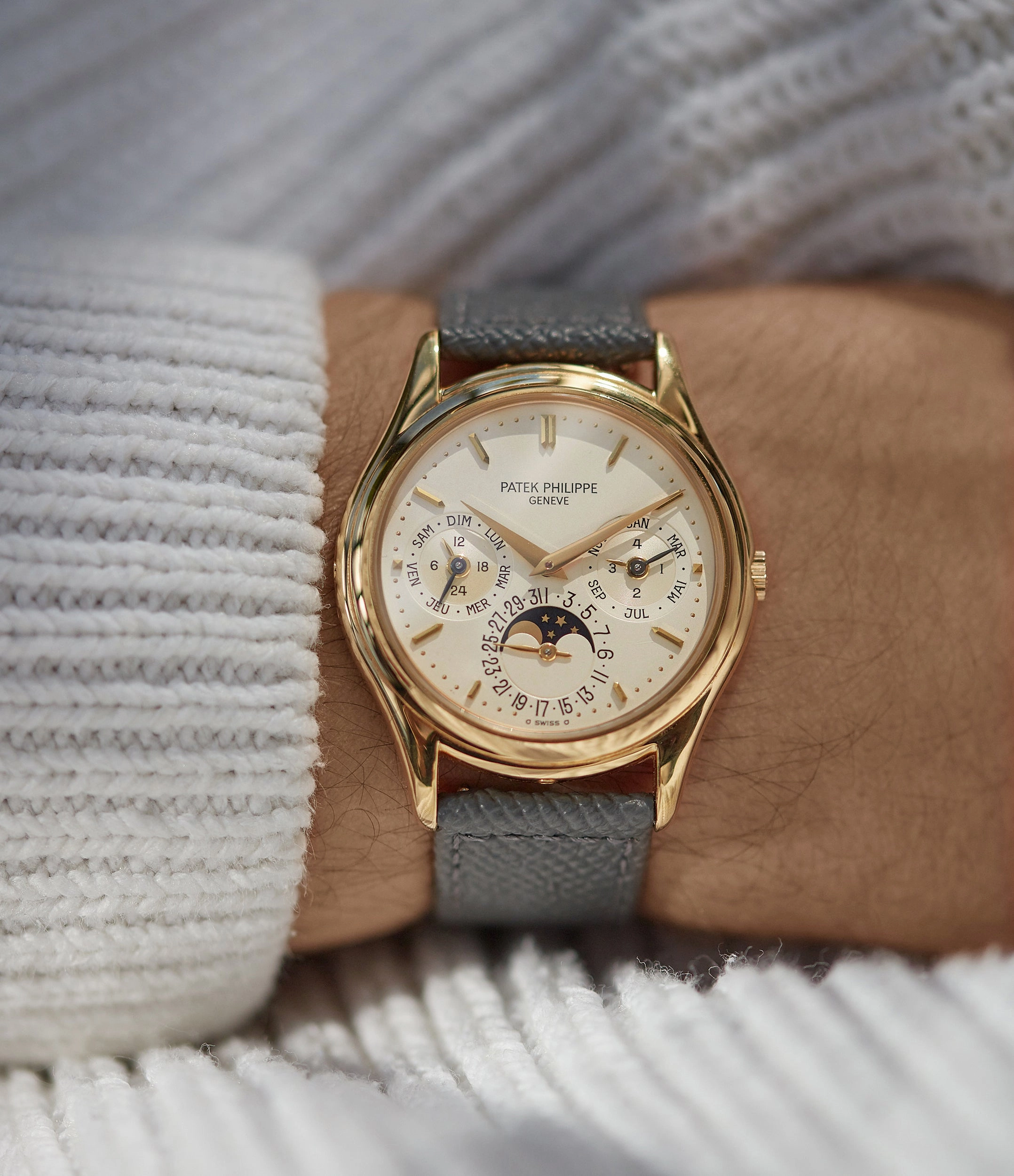 Perpetual Calendar 3940J | Yellow Gold