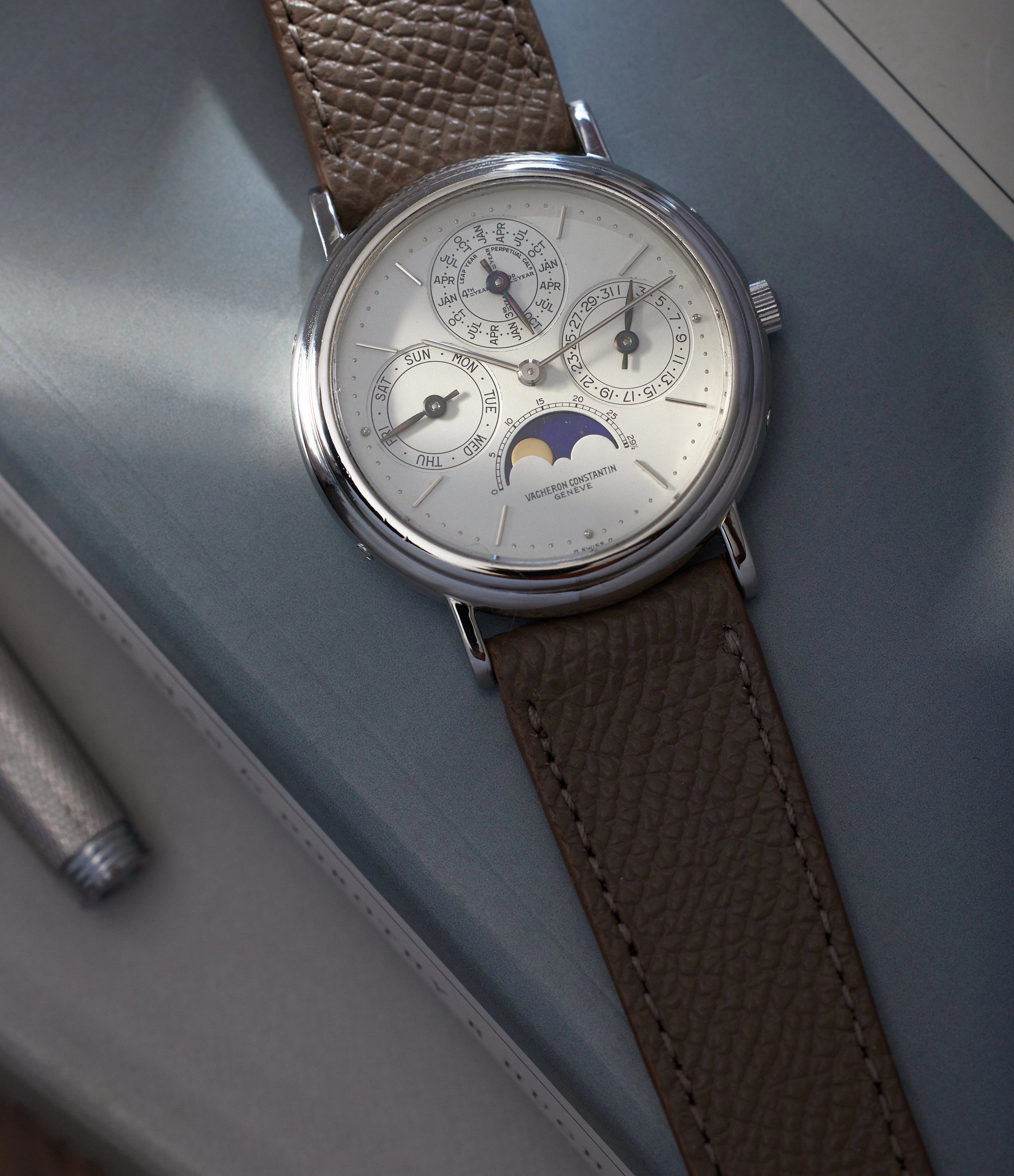 Perpetual Calendar 43031 | Platinum