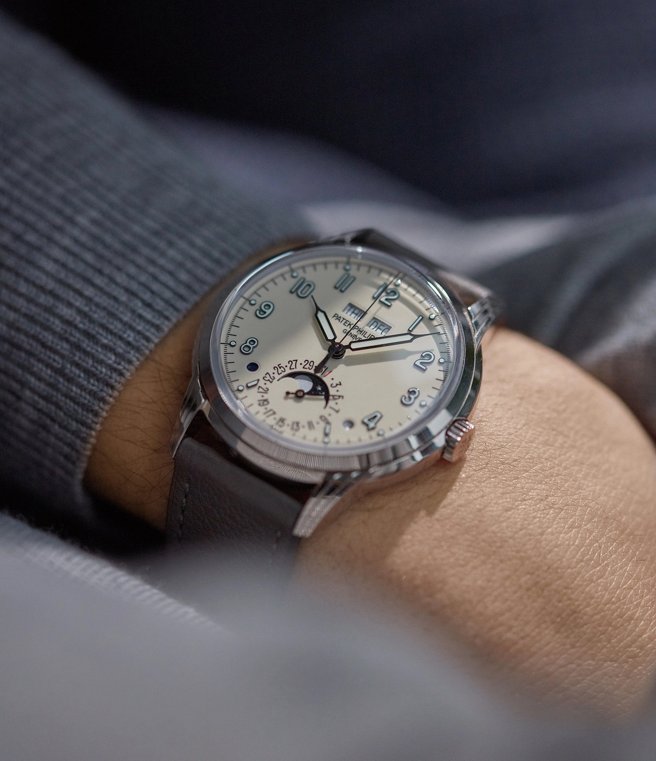 Perpetual Calendar 5320G | White Gold