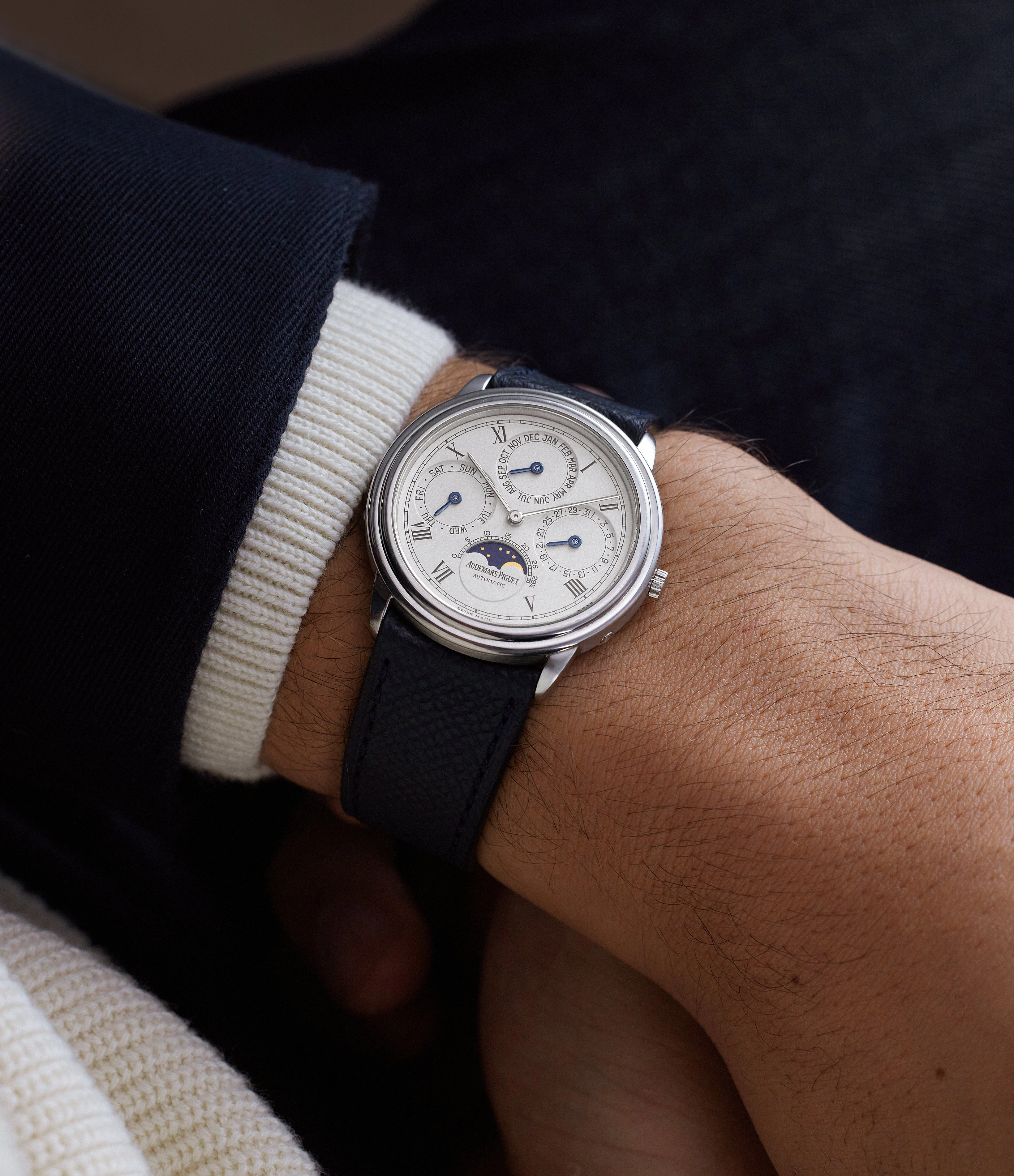 Perpetual Calendar | 25657PT | Platinum