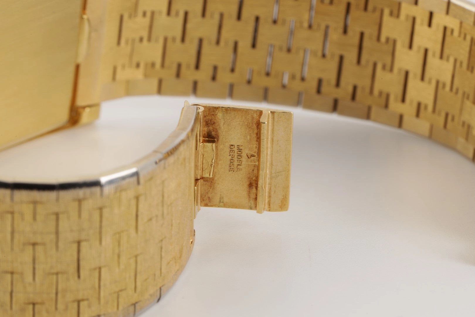 Piaget 916 AG 18k Two Tone Yellow & White Gold 24mm Watch (81.97g.)