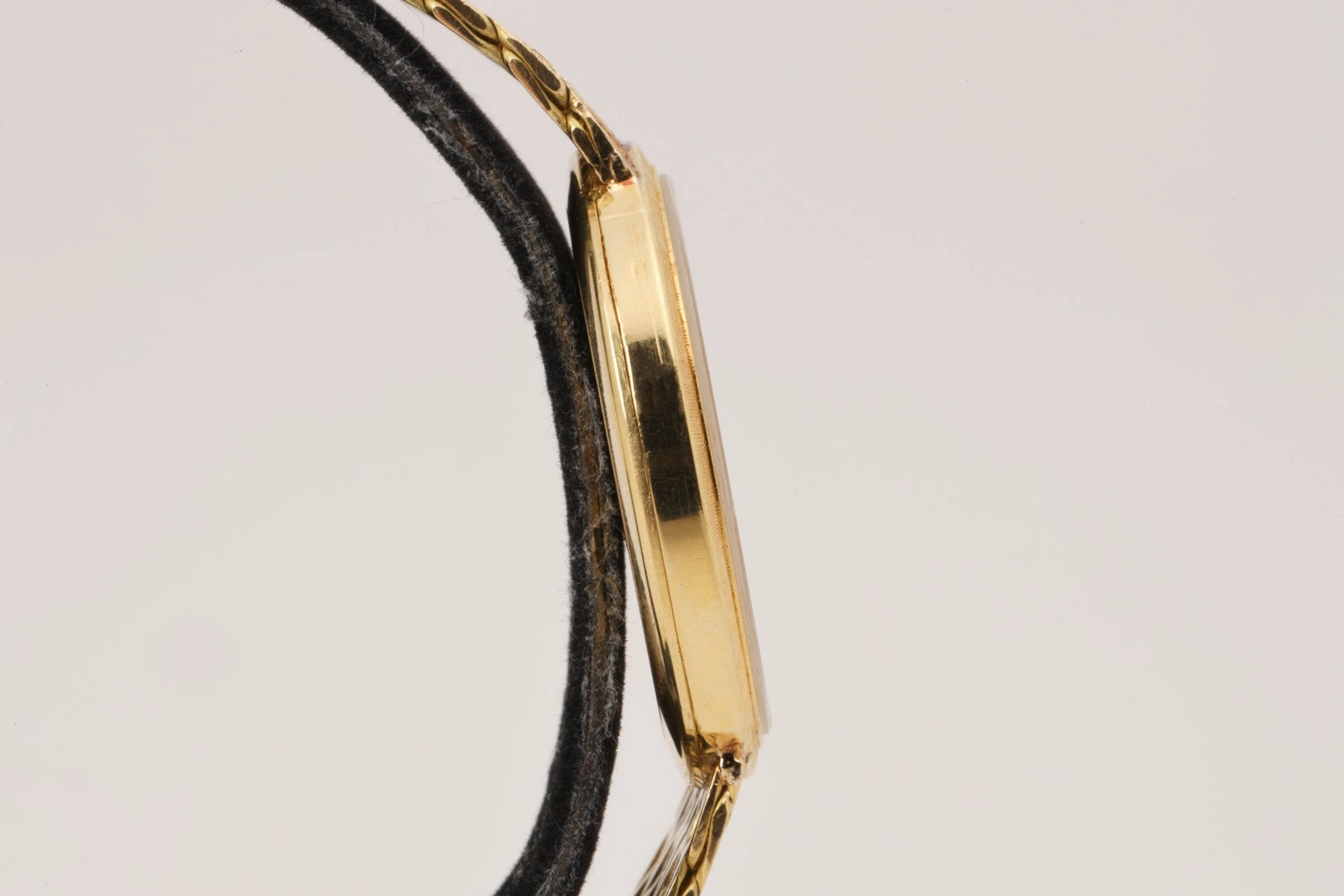 Piaget Altiplano 13603 18k Yellow Gold 32mm Men's Watch (72.05g.)