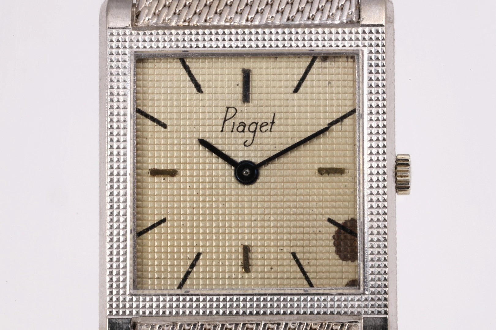 Piaget Toblerone 931 18k White Gold 23mm Watch (46.44g.)
