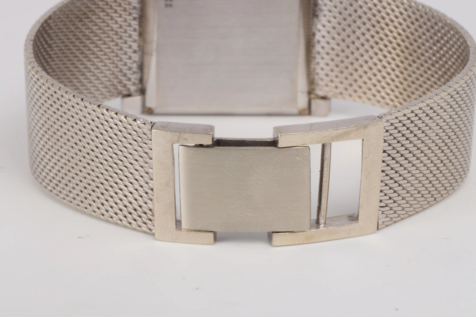 Piaget Toblerone 931 18k White Gold 23mm Watch (46.44g.)