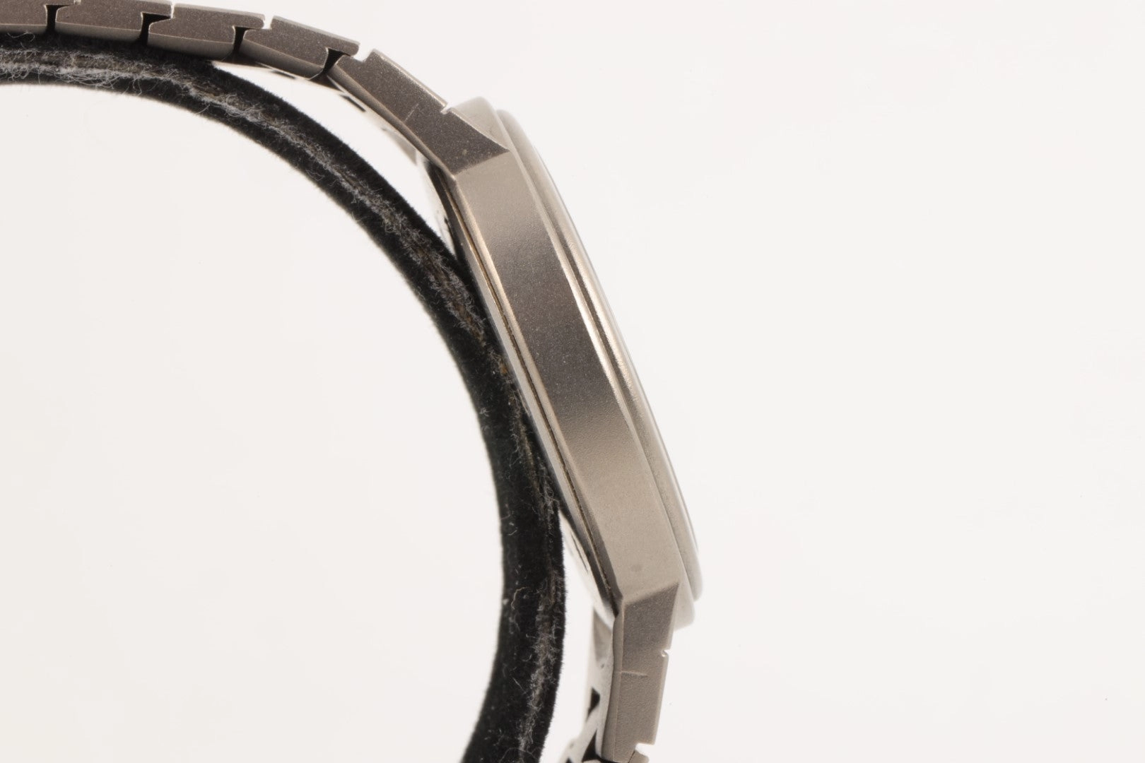Porsche Design Sportivo 32mm Titanium Watch