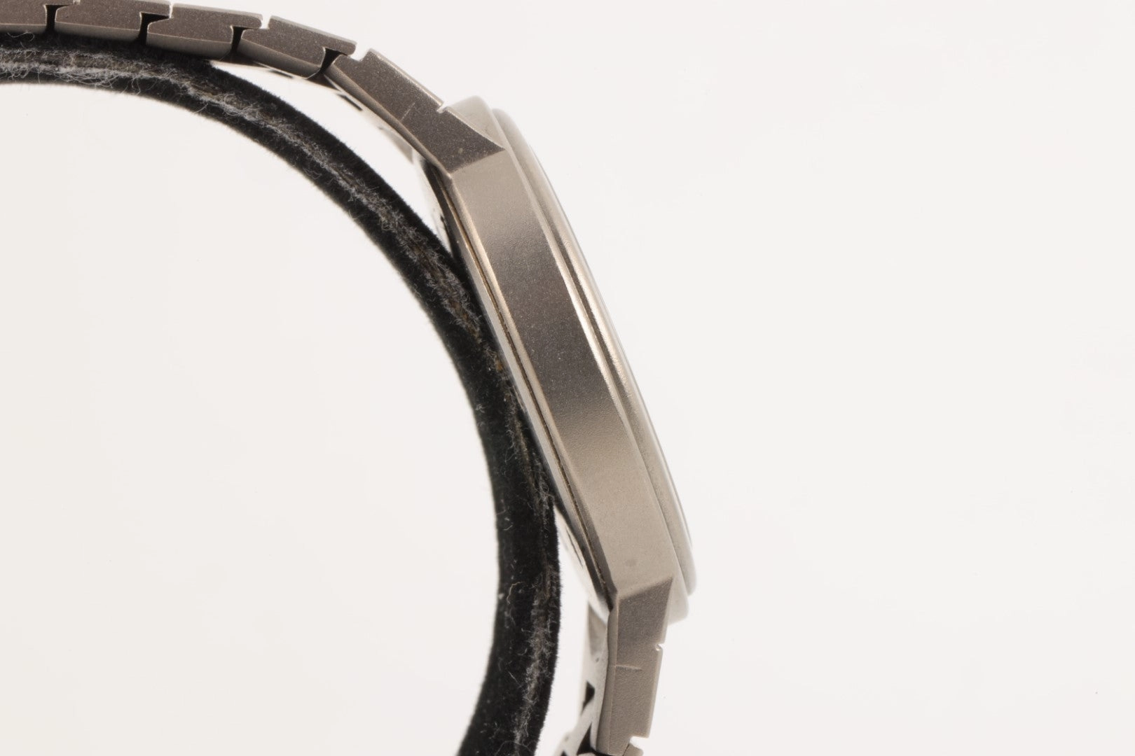 Porsche Design Sportivo 32mm Titanium Watch