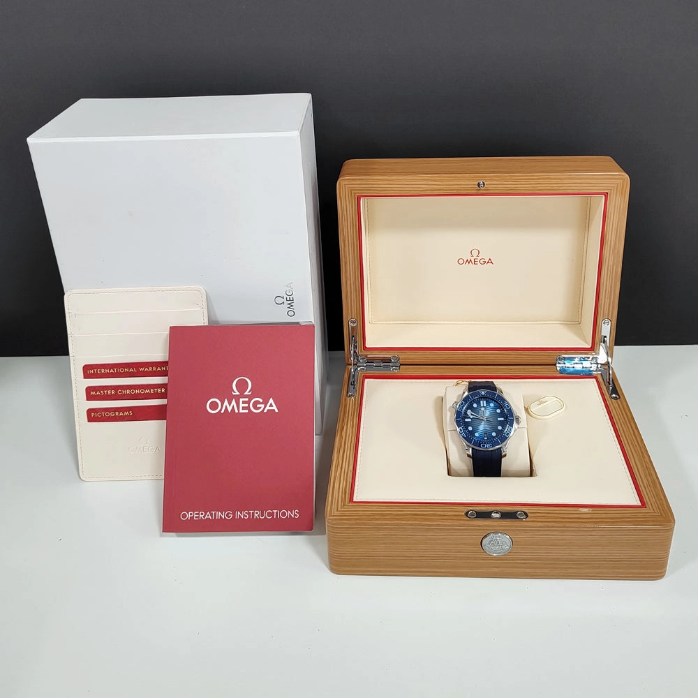 Pre-Owned OMEGA Seamaster 210.32.42.20.03.002 2024 "Summer Blue" Watch
