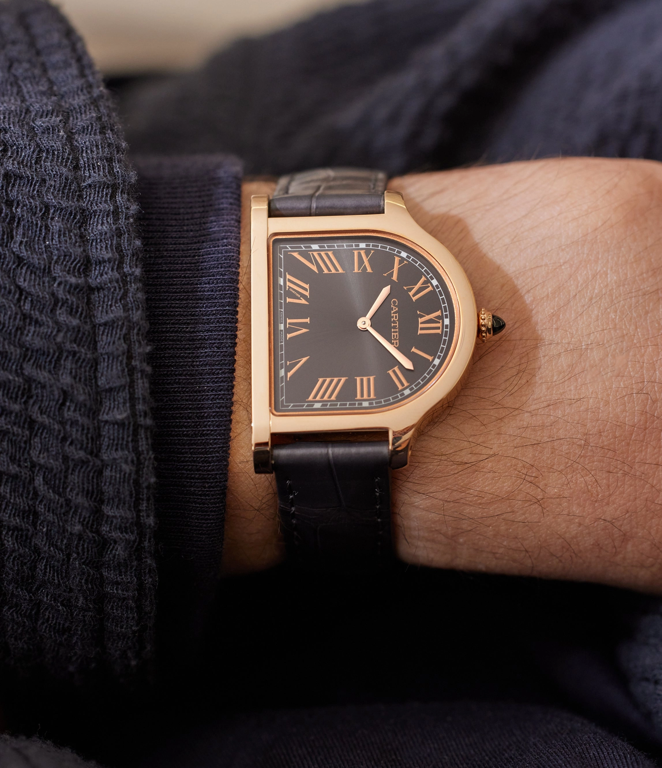 Priv Collection Cartier Cloche | Rose Gold