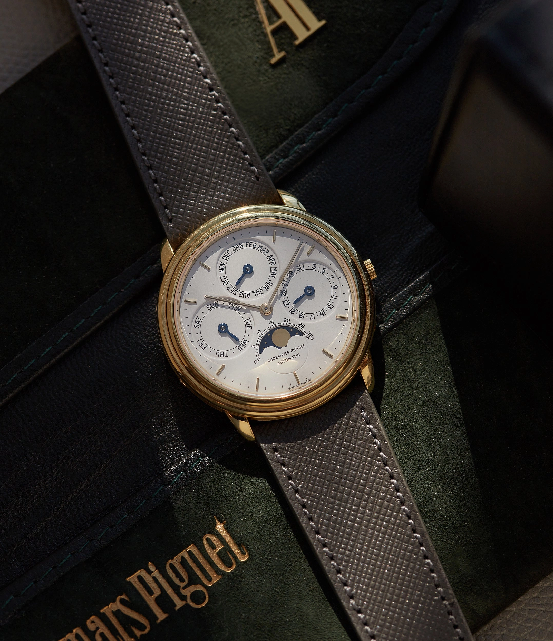 Quantime Perpetuel | 25657BA | Yellow Gold