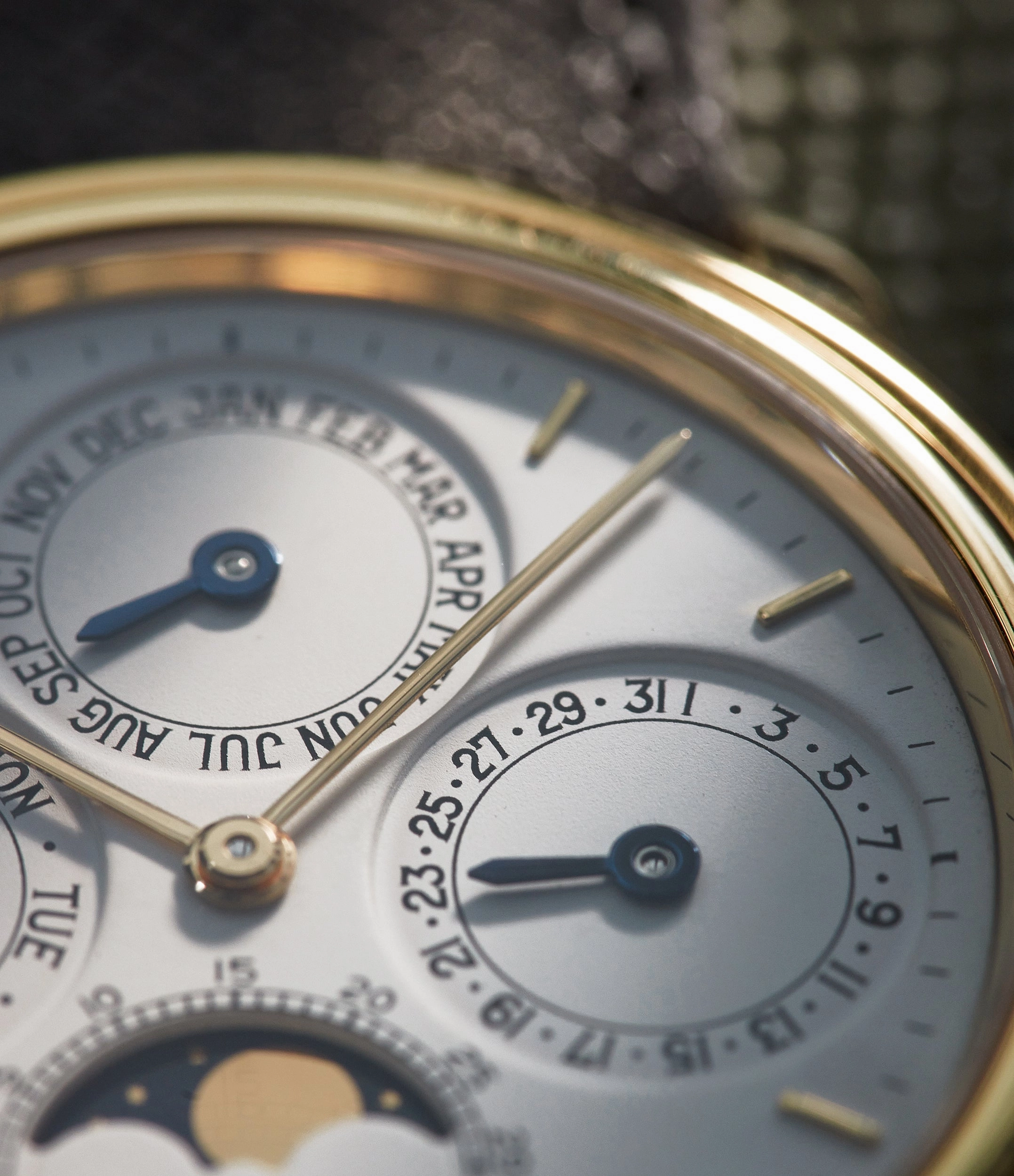 Quantime Perpetuel | 25657BA | Yellow Gold