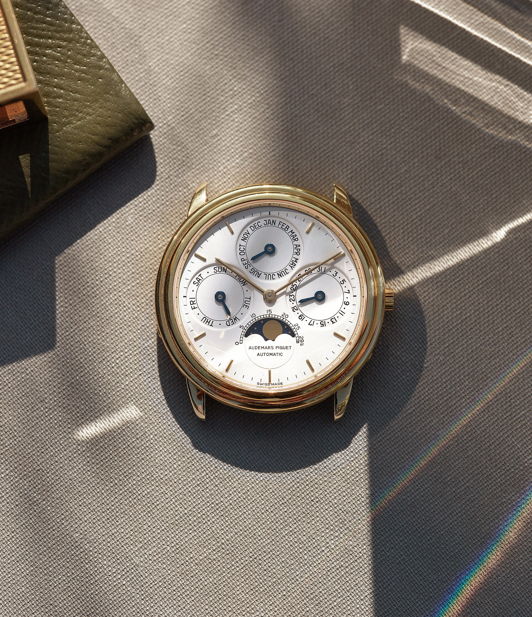 Quantime Perpetuel | 25657BA | Yellow Gold