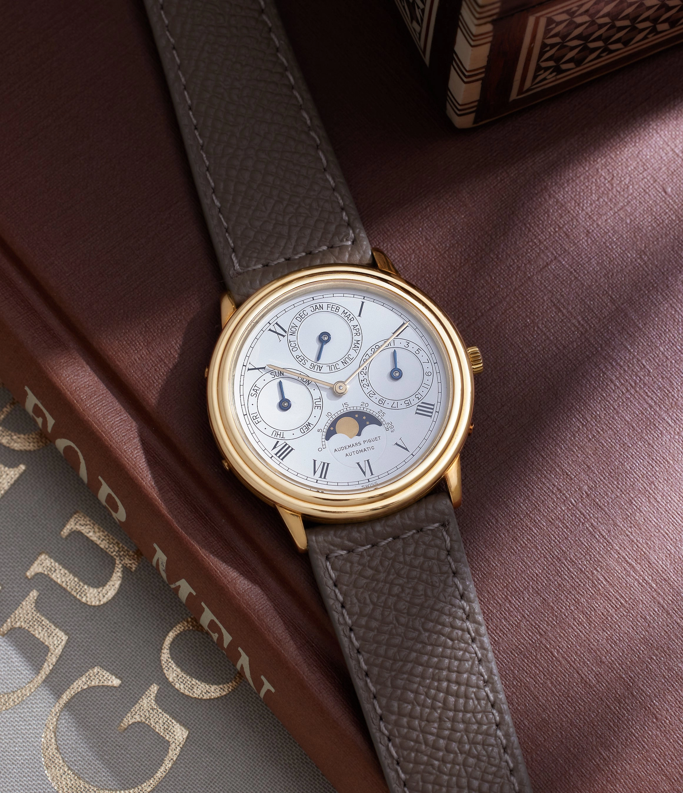 Quantime Perptuel Automatique | 5548BA | Yellow Gold