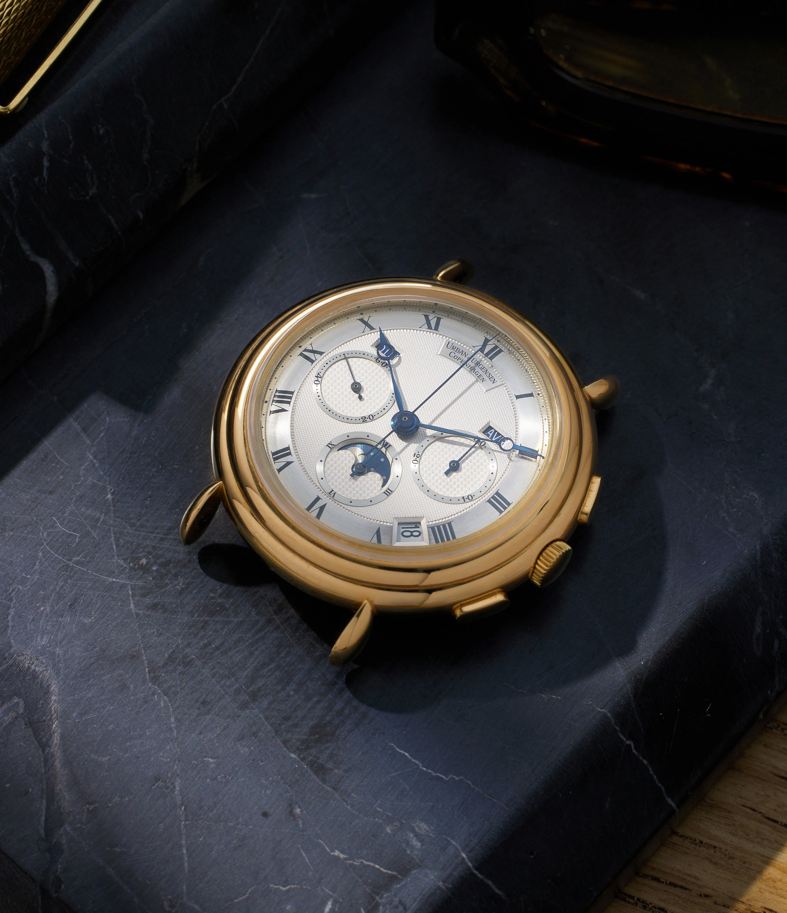 Reference 1 | Calendar Chronograph | Yellow Gold