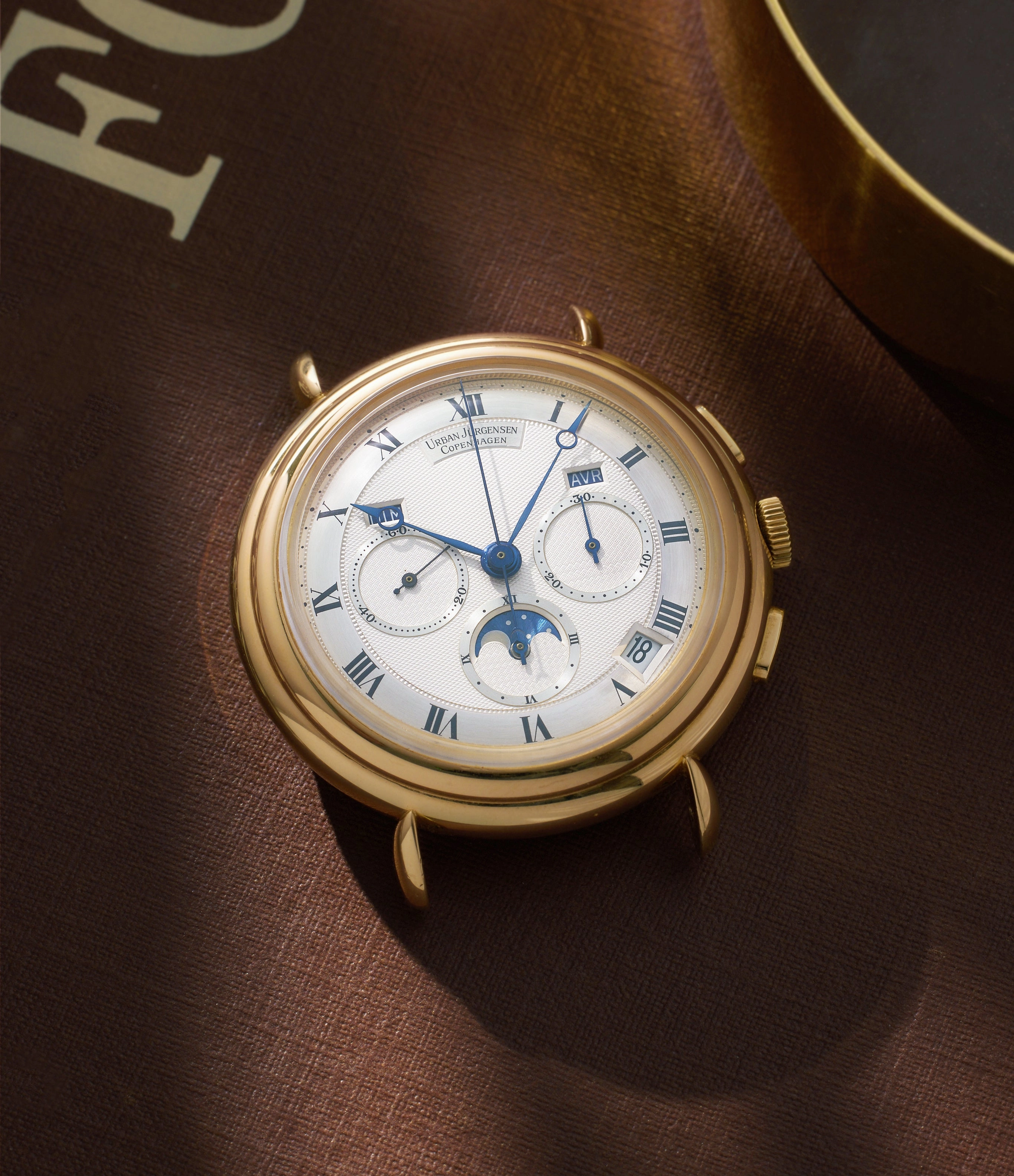 Reference 1 | Calendar Chronograph | Yellow Gold