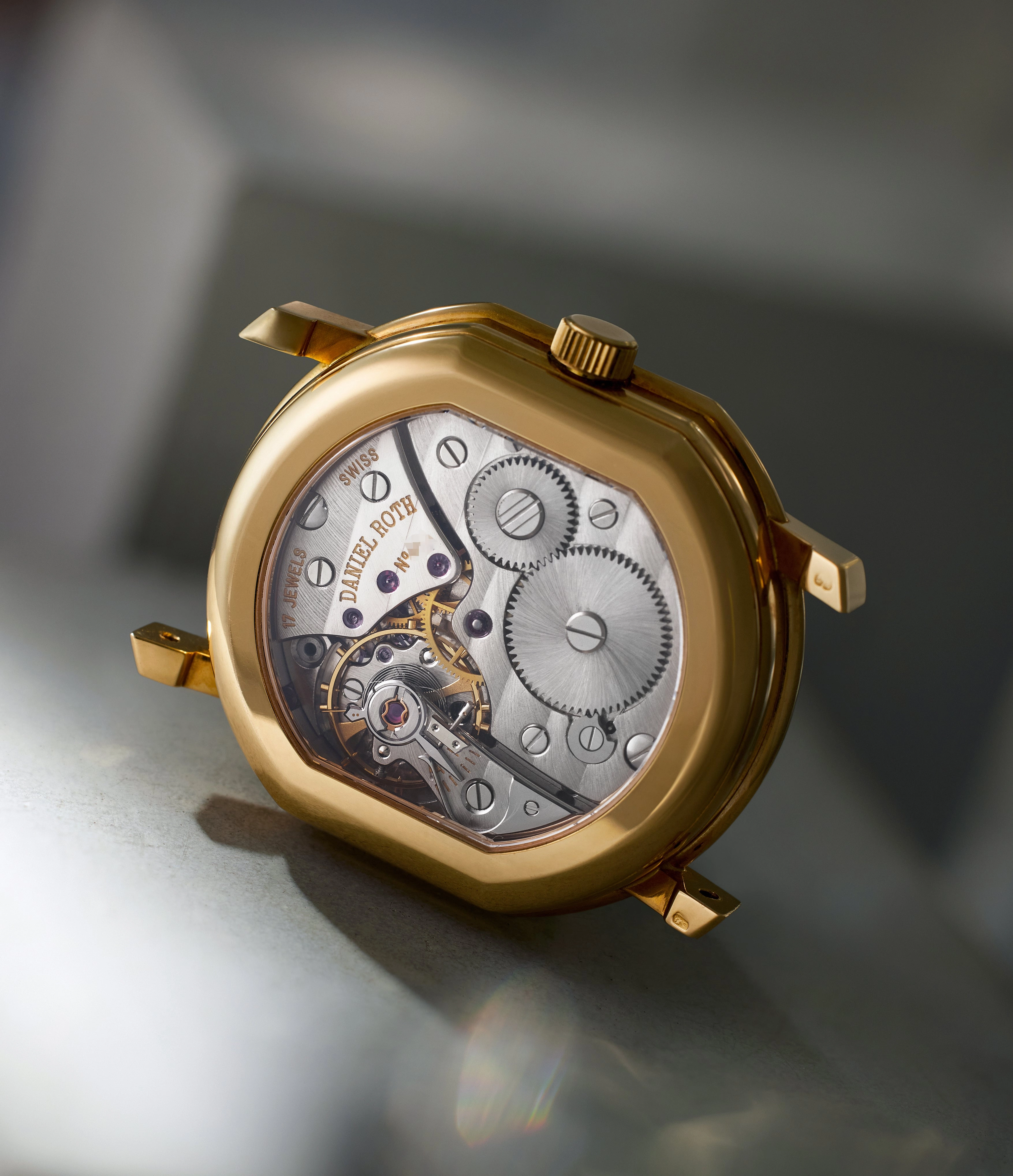 Retrograde 2127 | Yellow Gold
